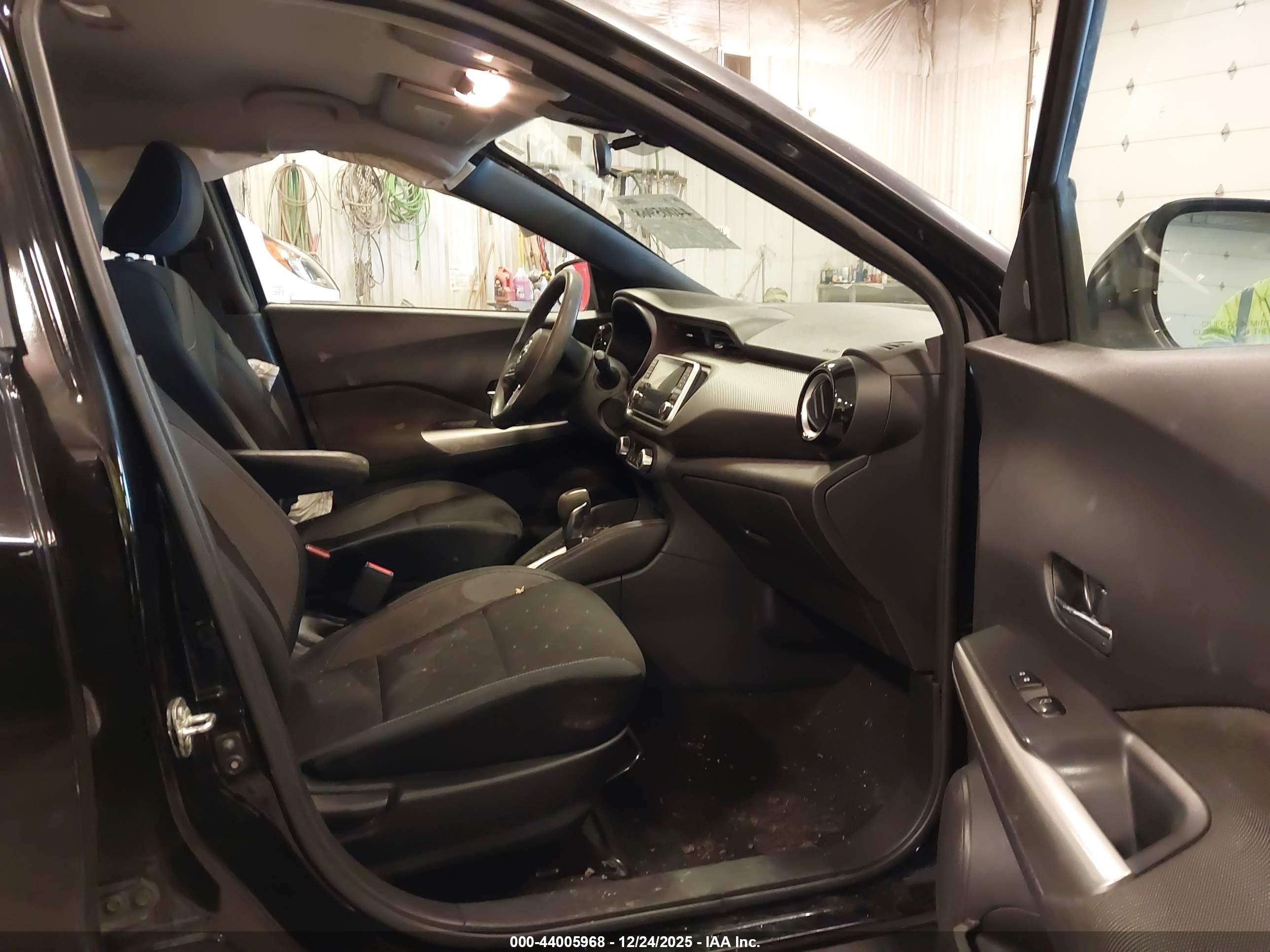 NISSAN KICKS image 5