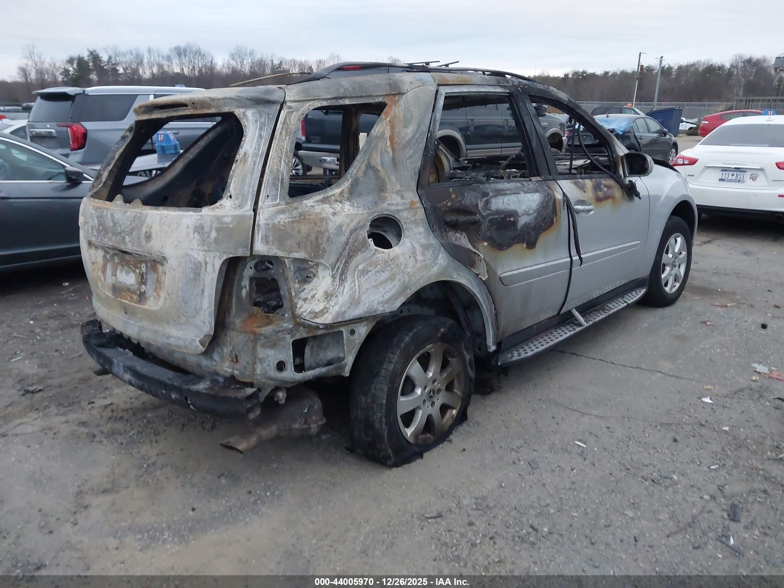 MERCEDES-BENZ ML image 4