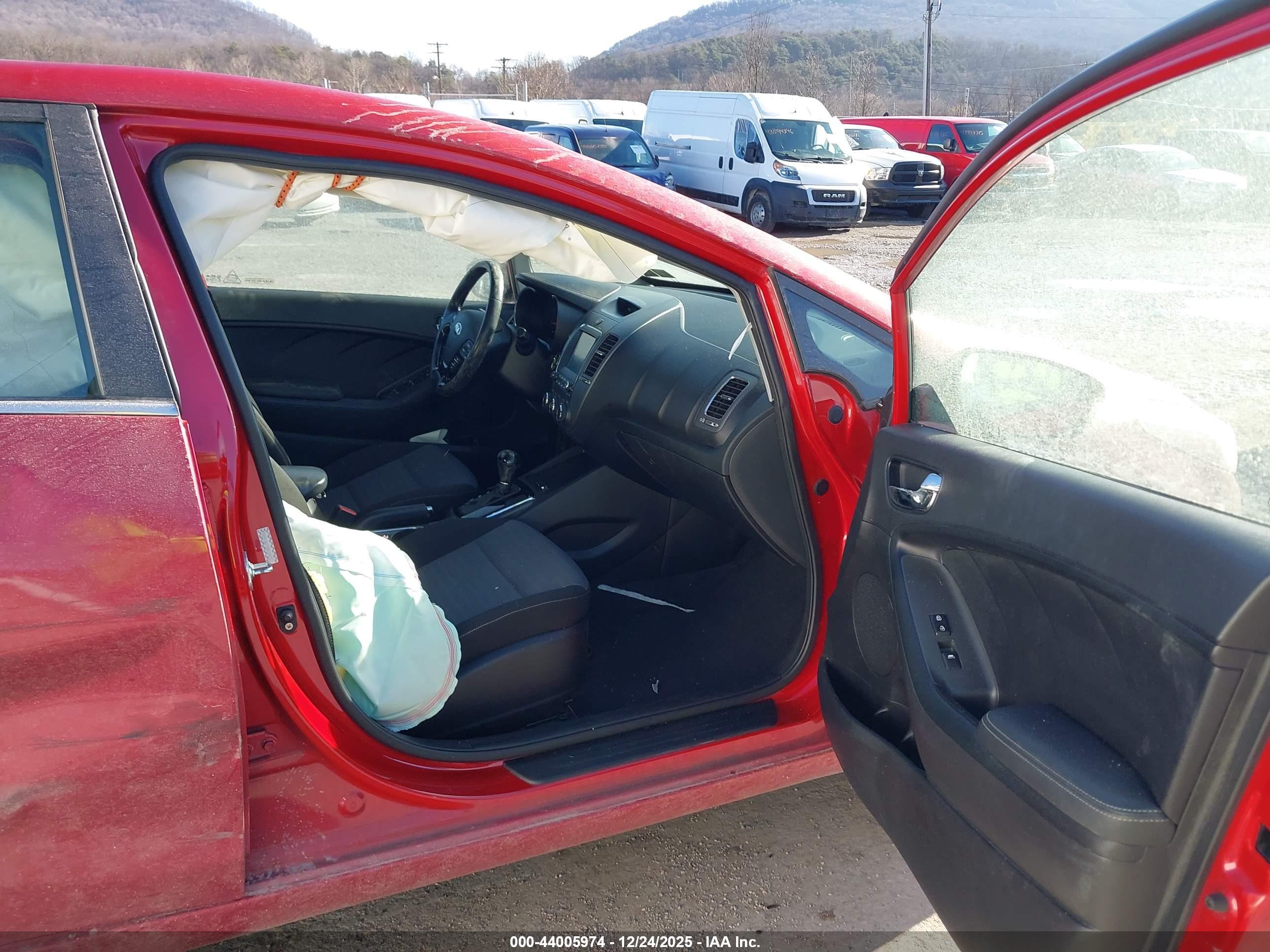 KIA FORTE image 5
