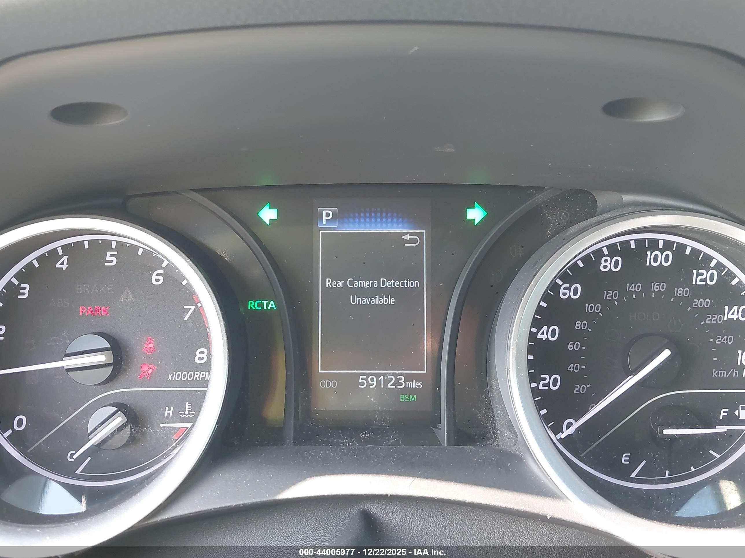 TOYOTA CAMRY image 7