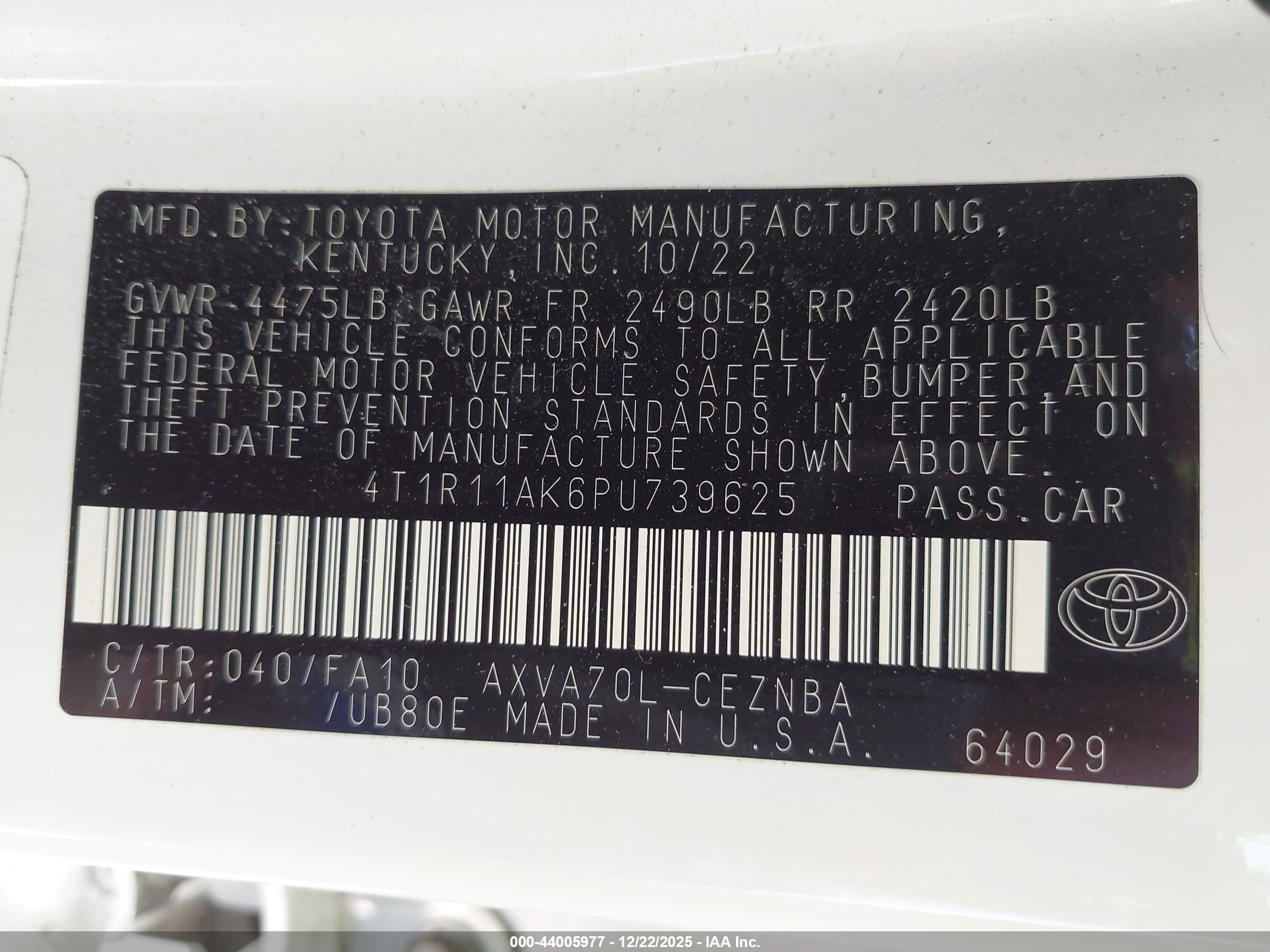 TOYOTA CAMRY image 9