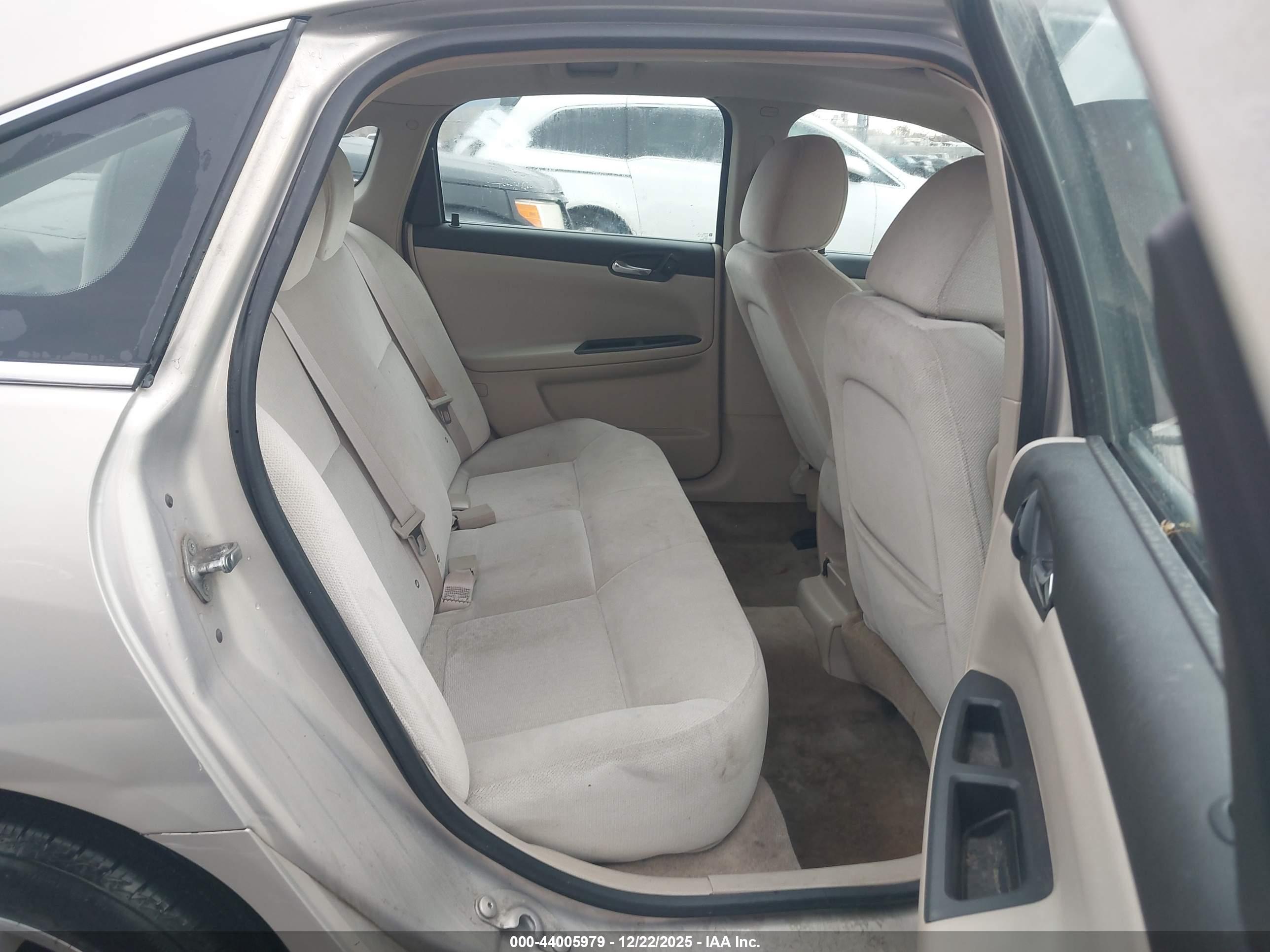 CHEVROLET IMPALA image 8