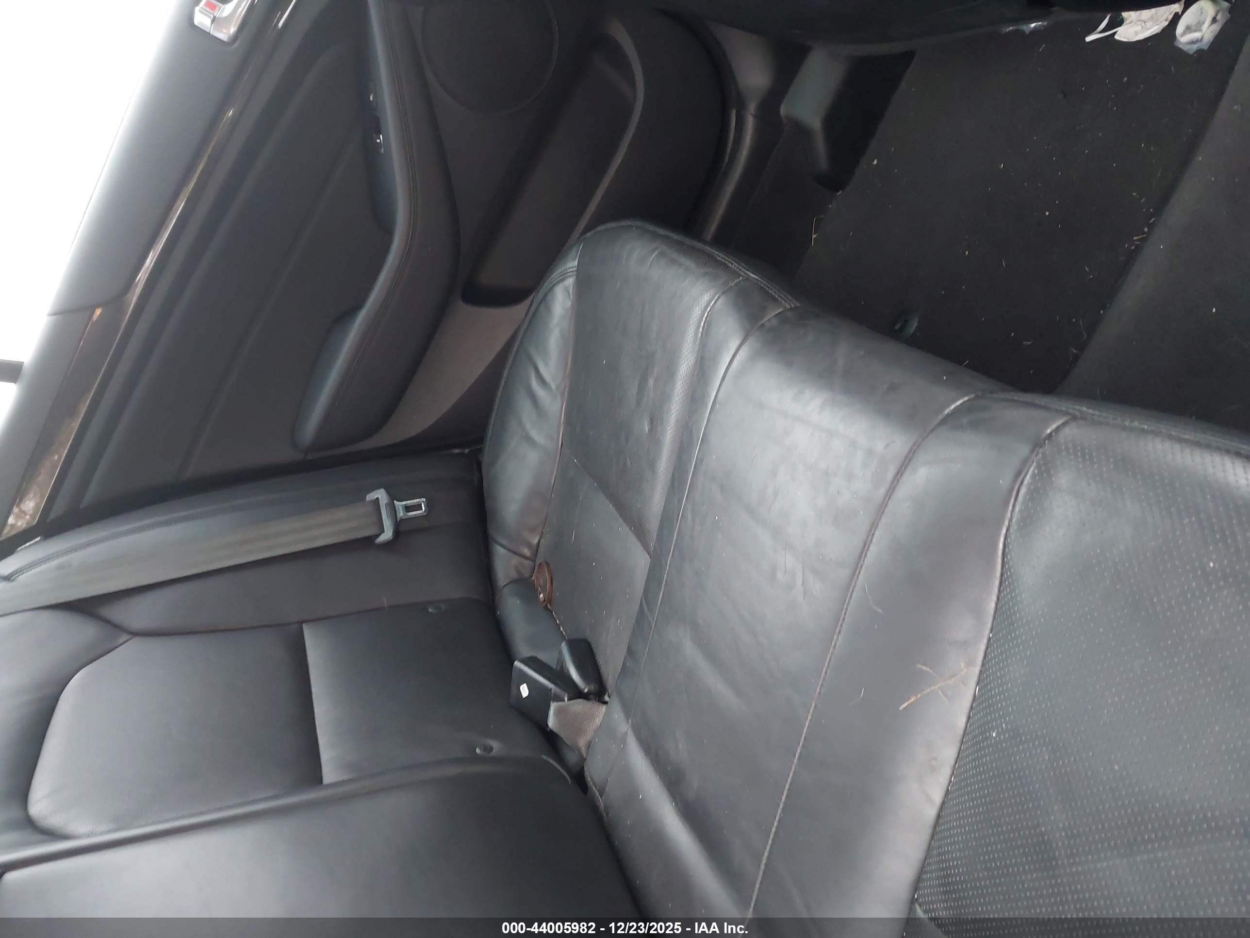 KIA CADENZA image 8