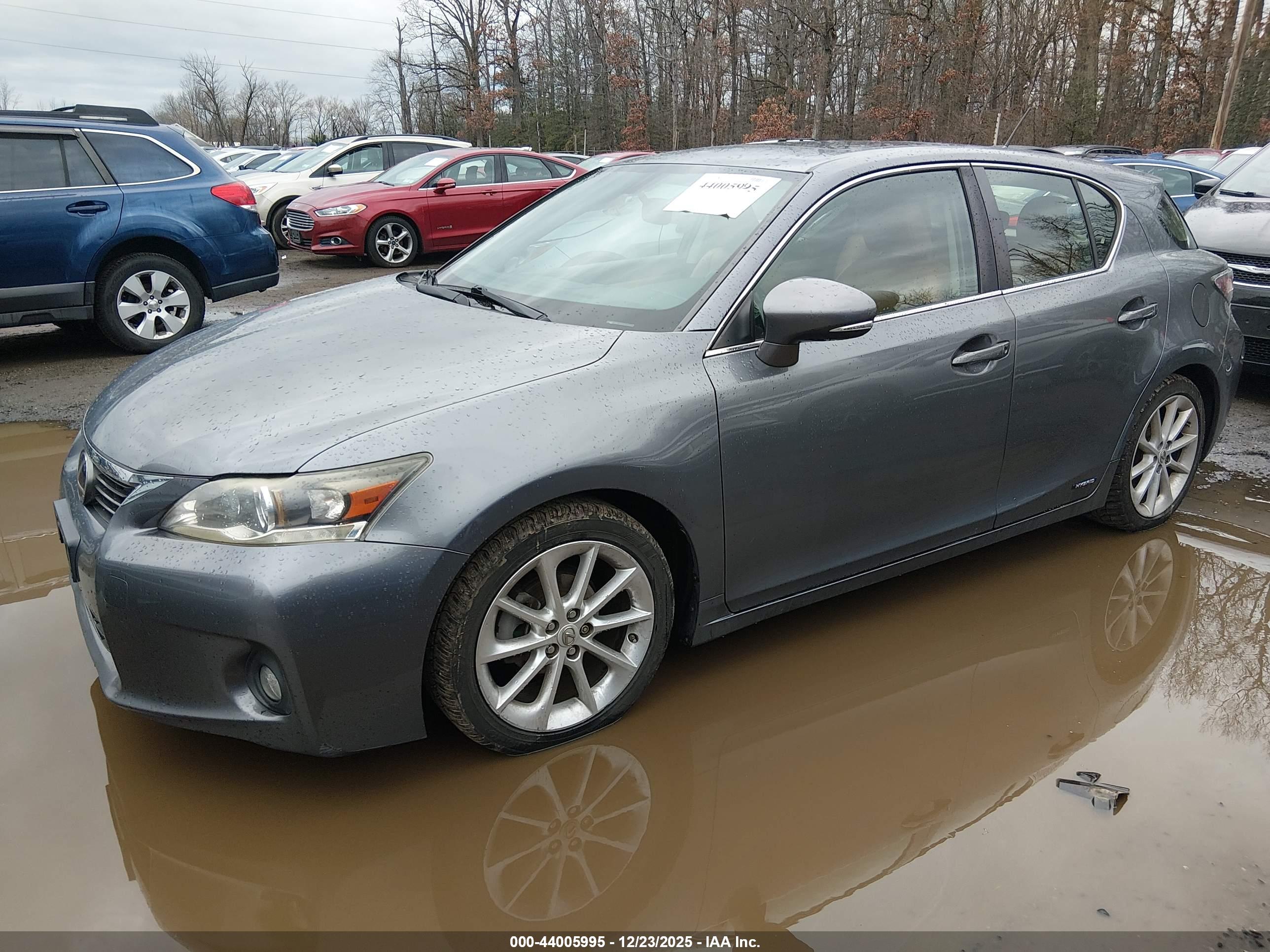 LEXUS CT image 2
