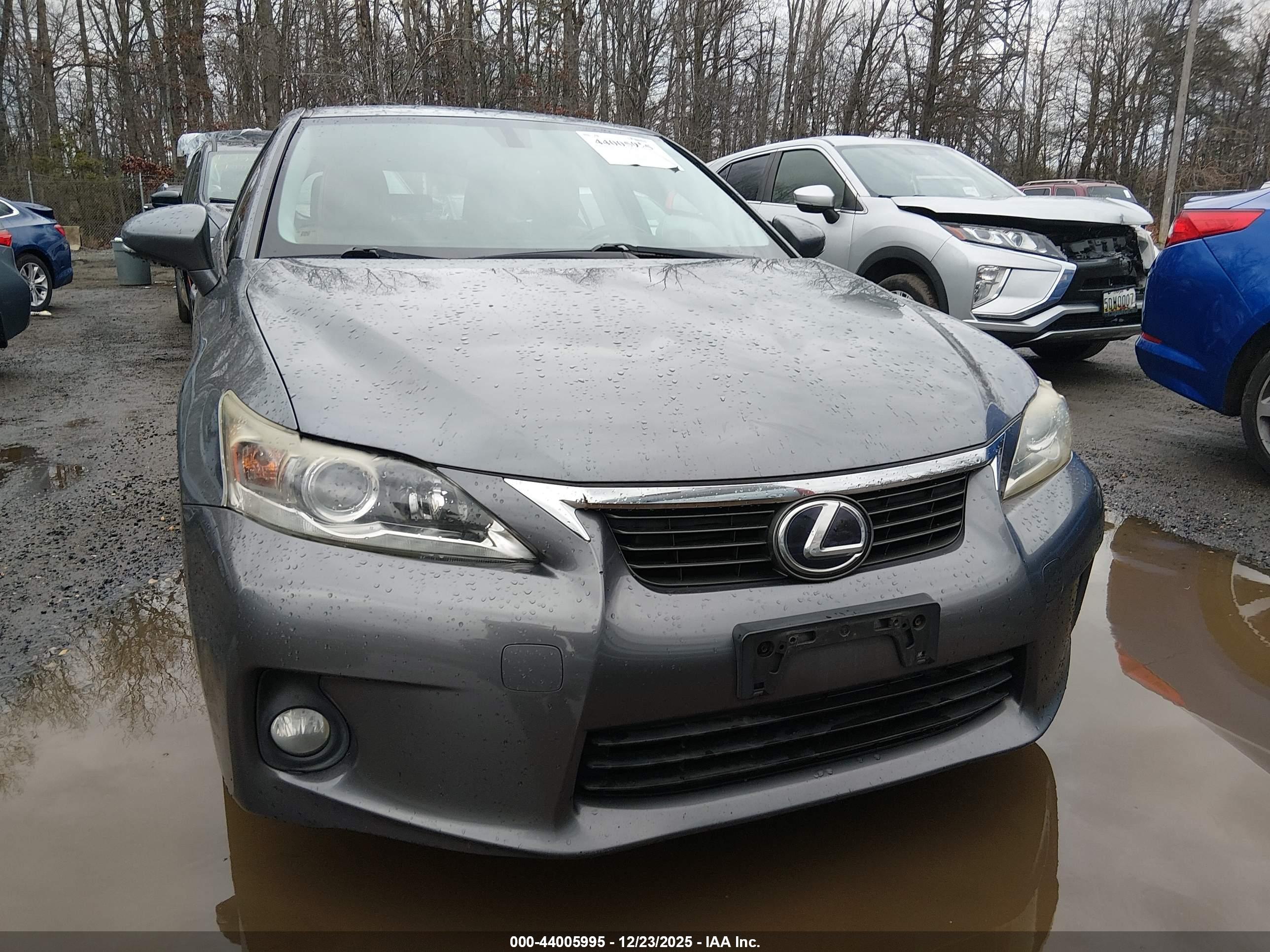 LEXUS CT image 6