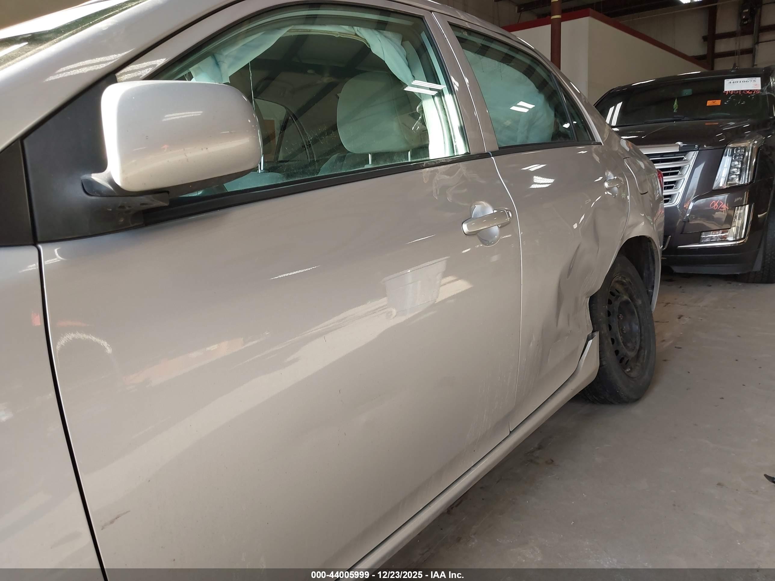 TOYOTA COROLLA image 6