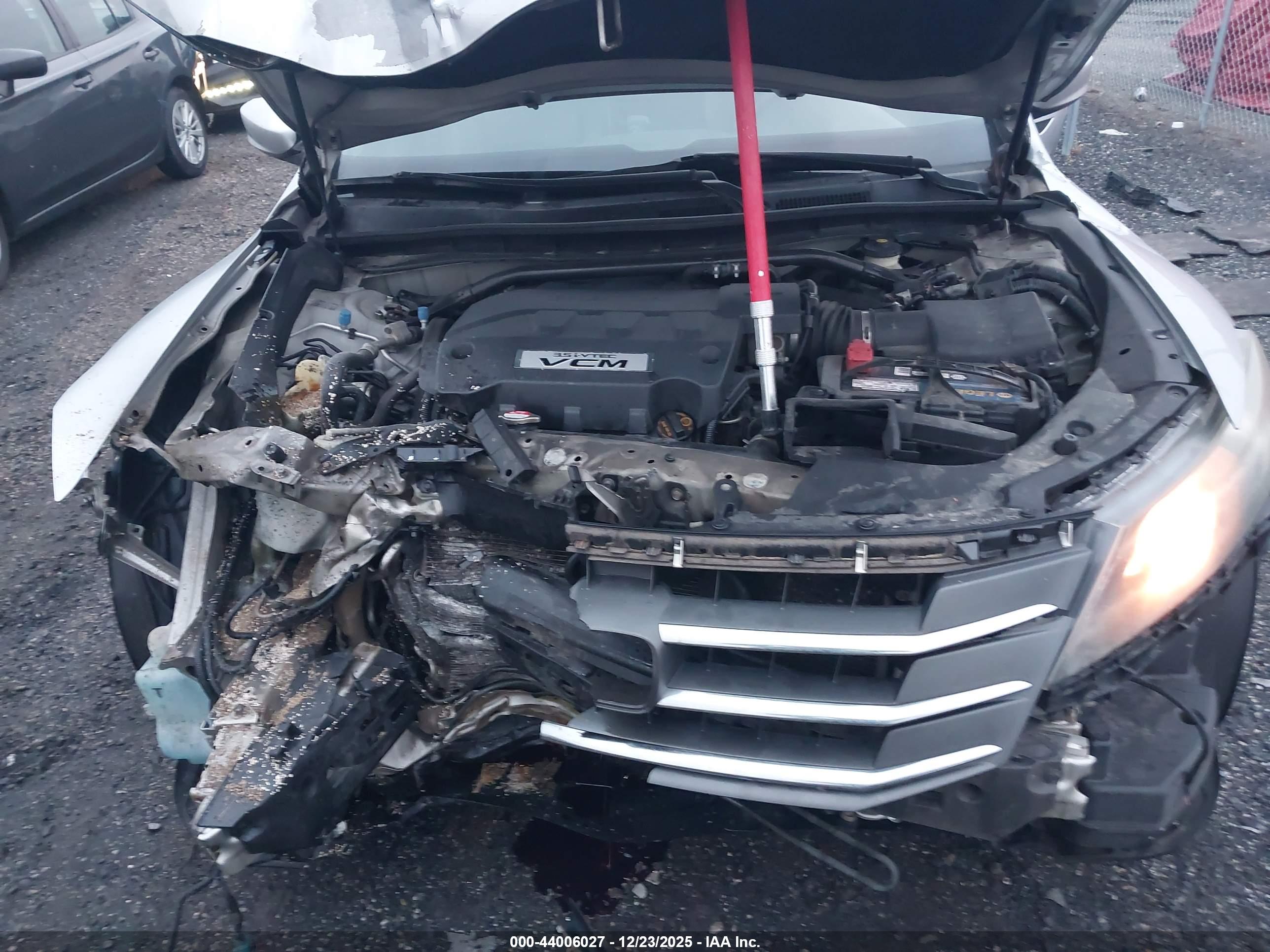 HONDA ACCORD image 10