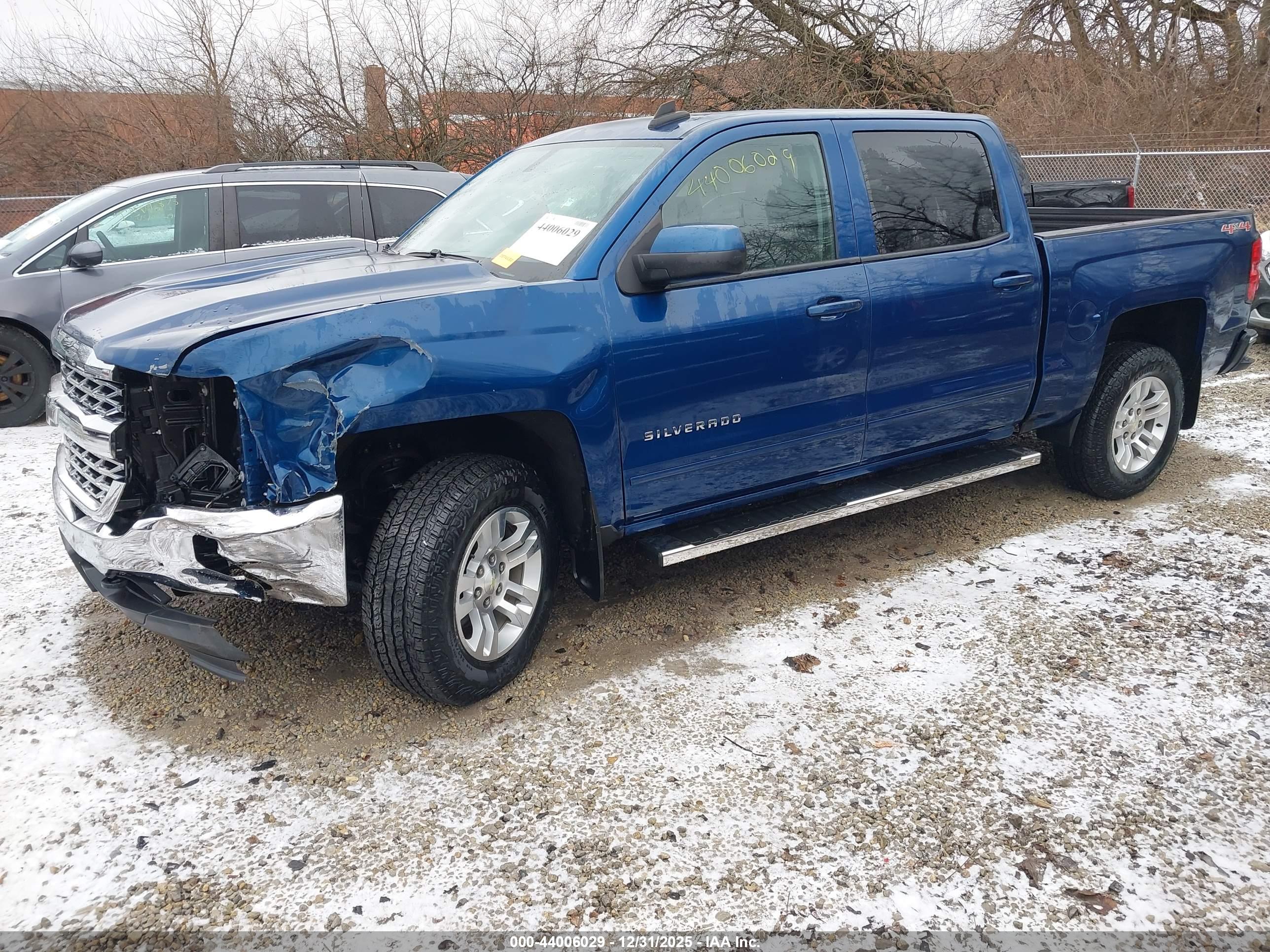 CHEVROLET SILVERADO image 2