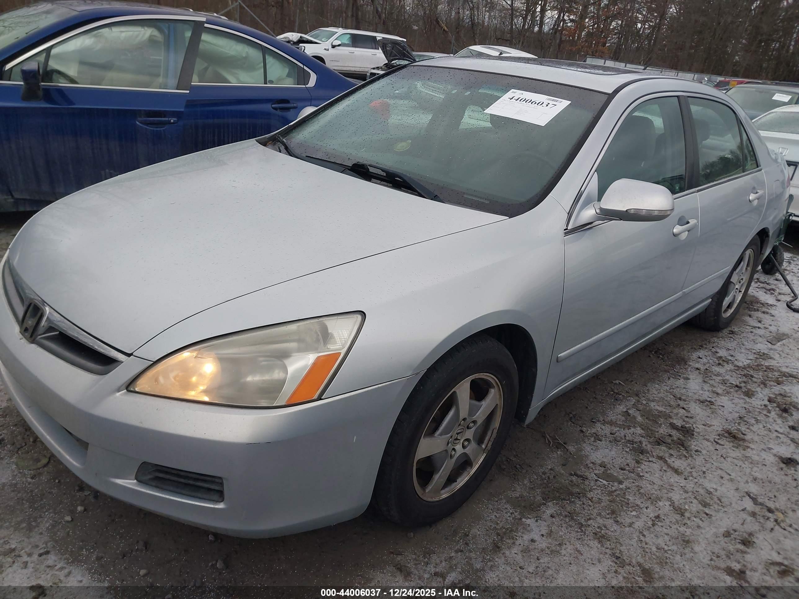 HONDA ACCORD image 2