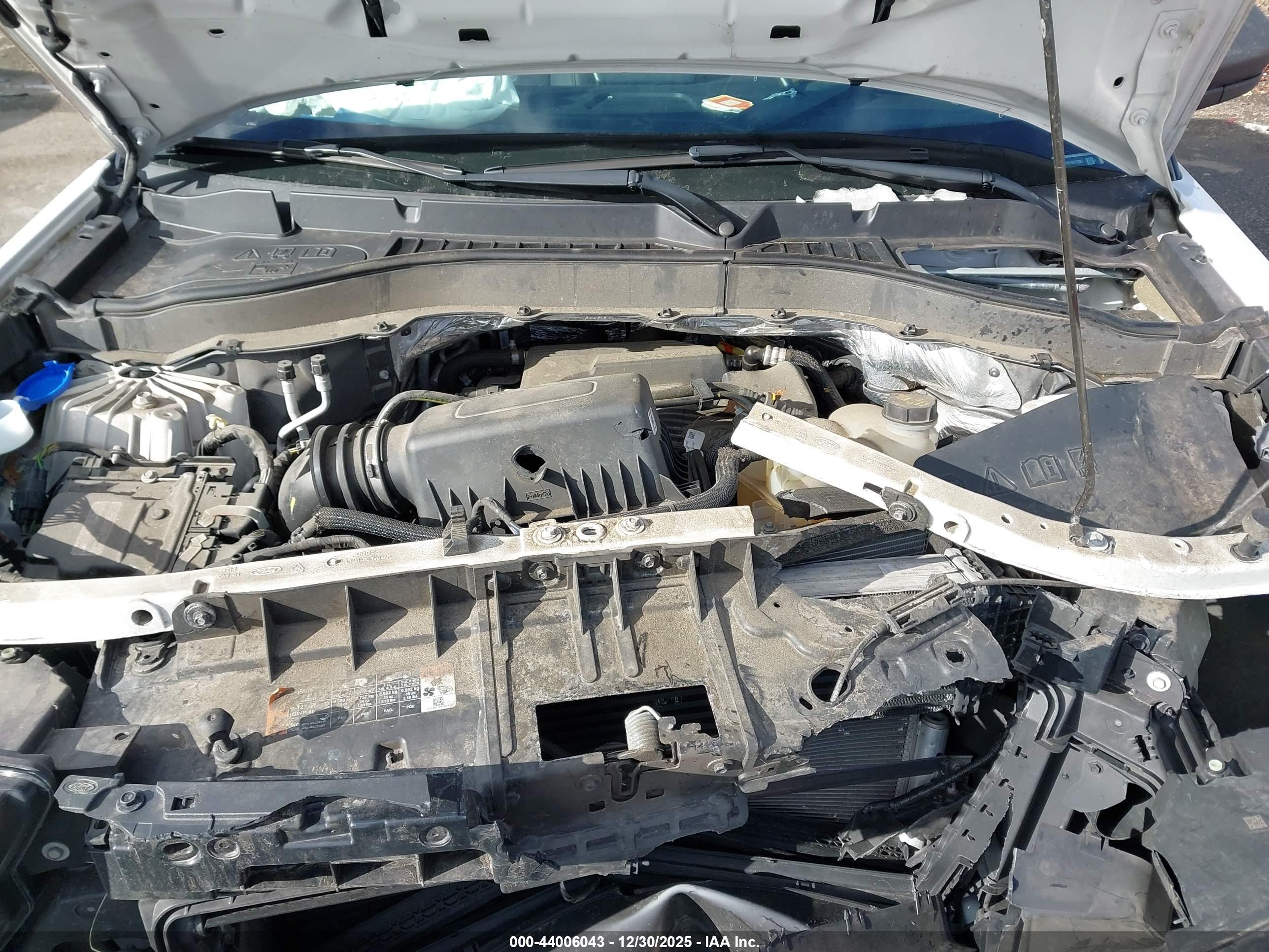 FORD EXPLORER image 10