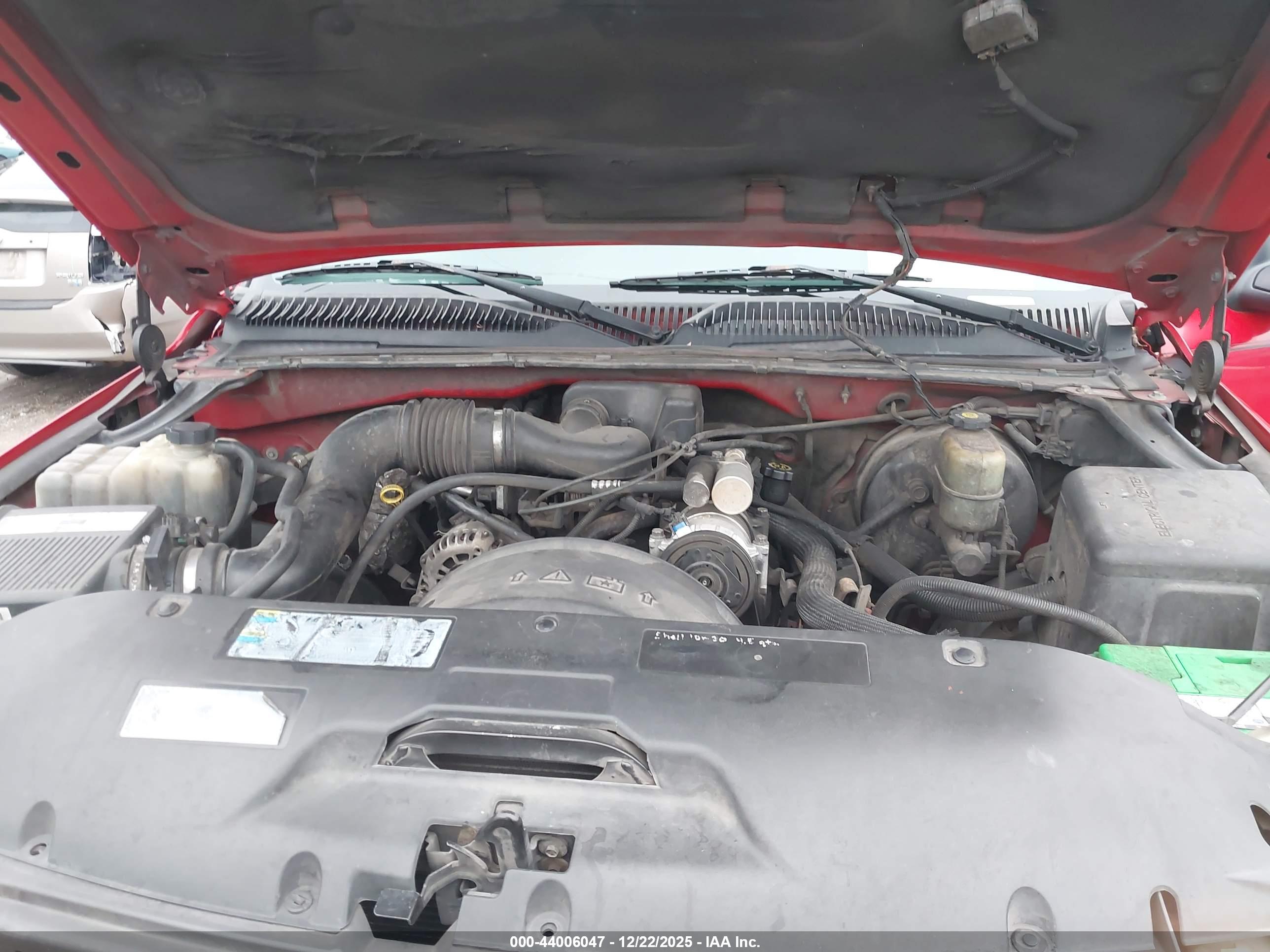 CHEVROLET SILVERADO image 10