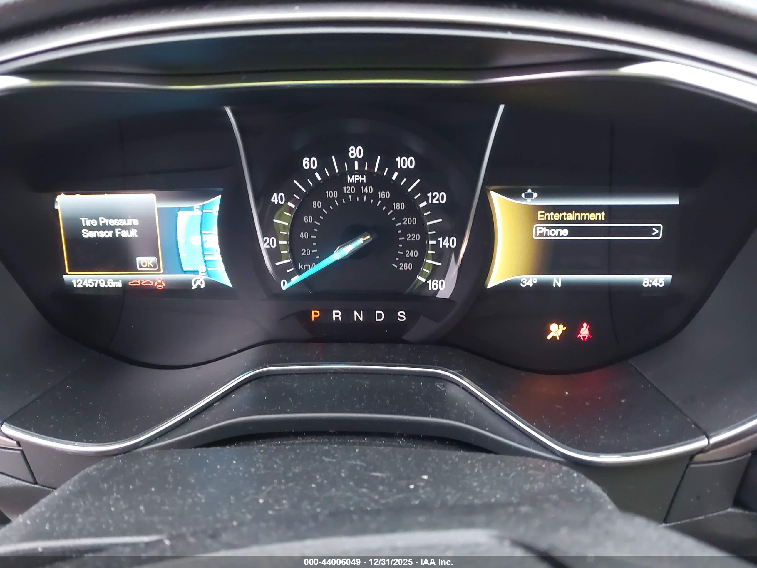 FORD FUSION image 7