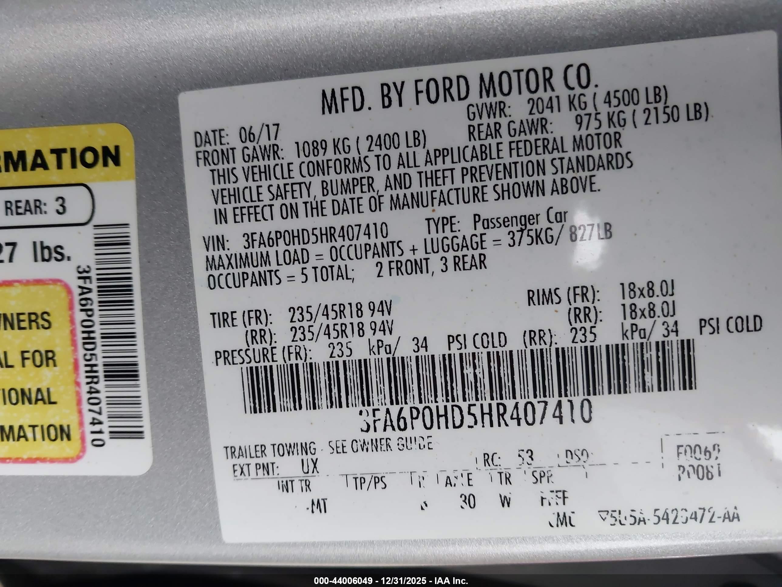 FORD FUSION image 9