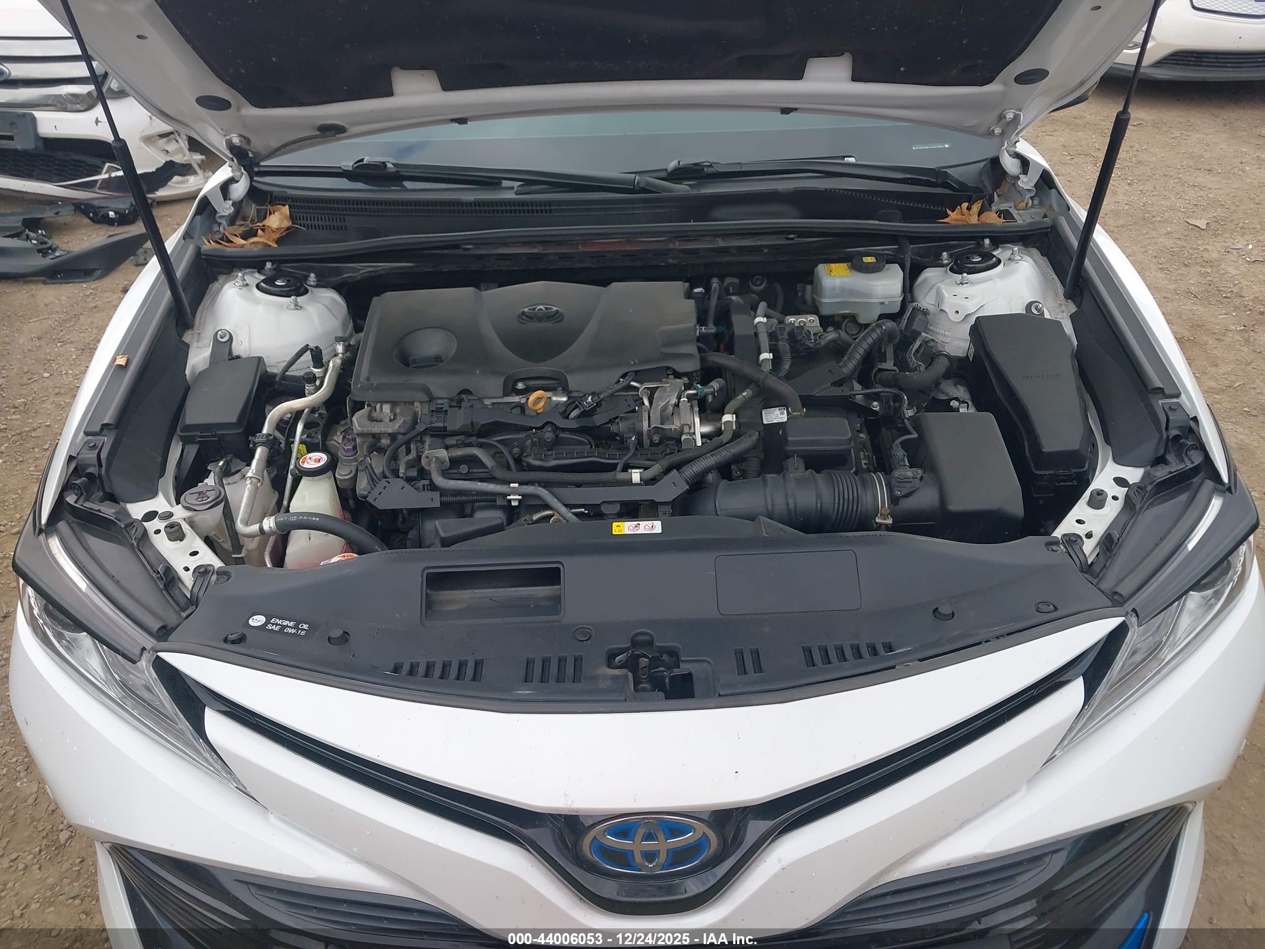 TOYOTA CAMRY image 10