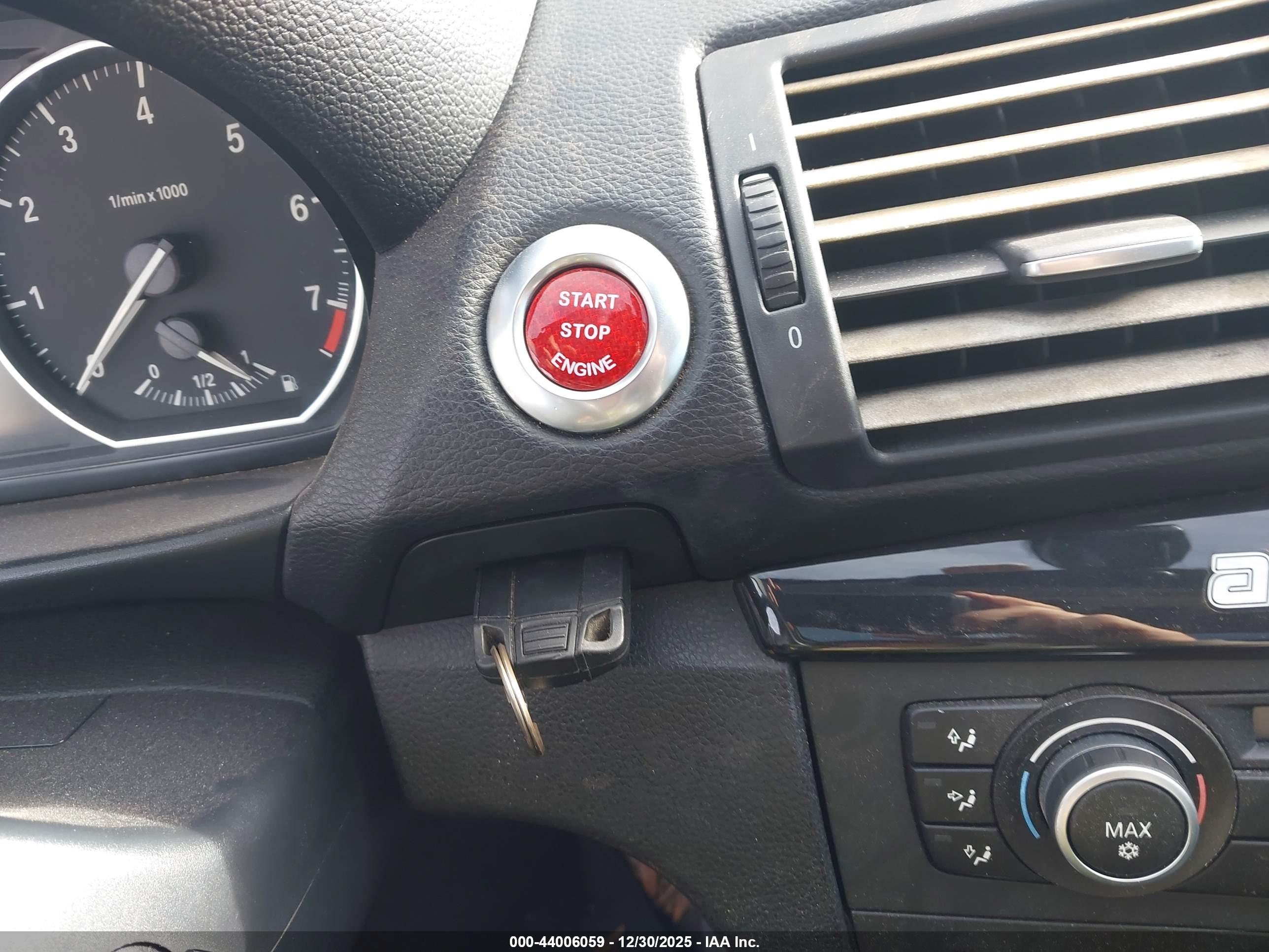 BMW 128I image 11