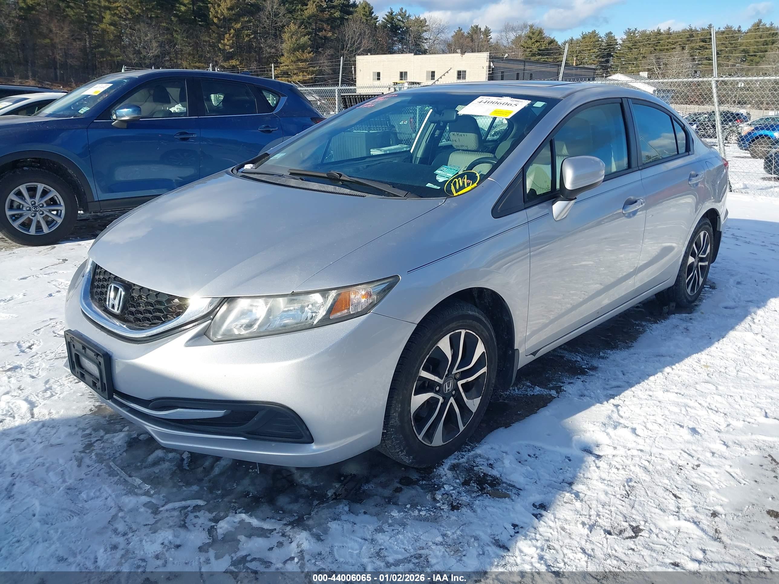HONDA CIVIC image 2