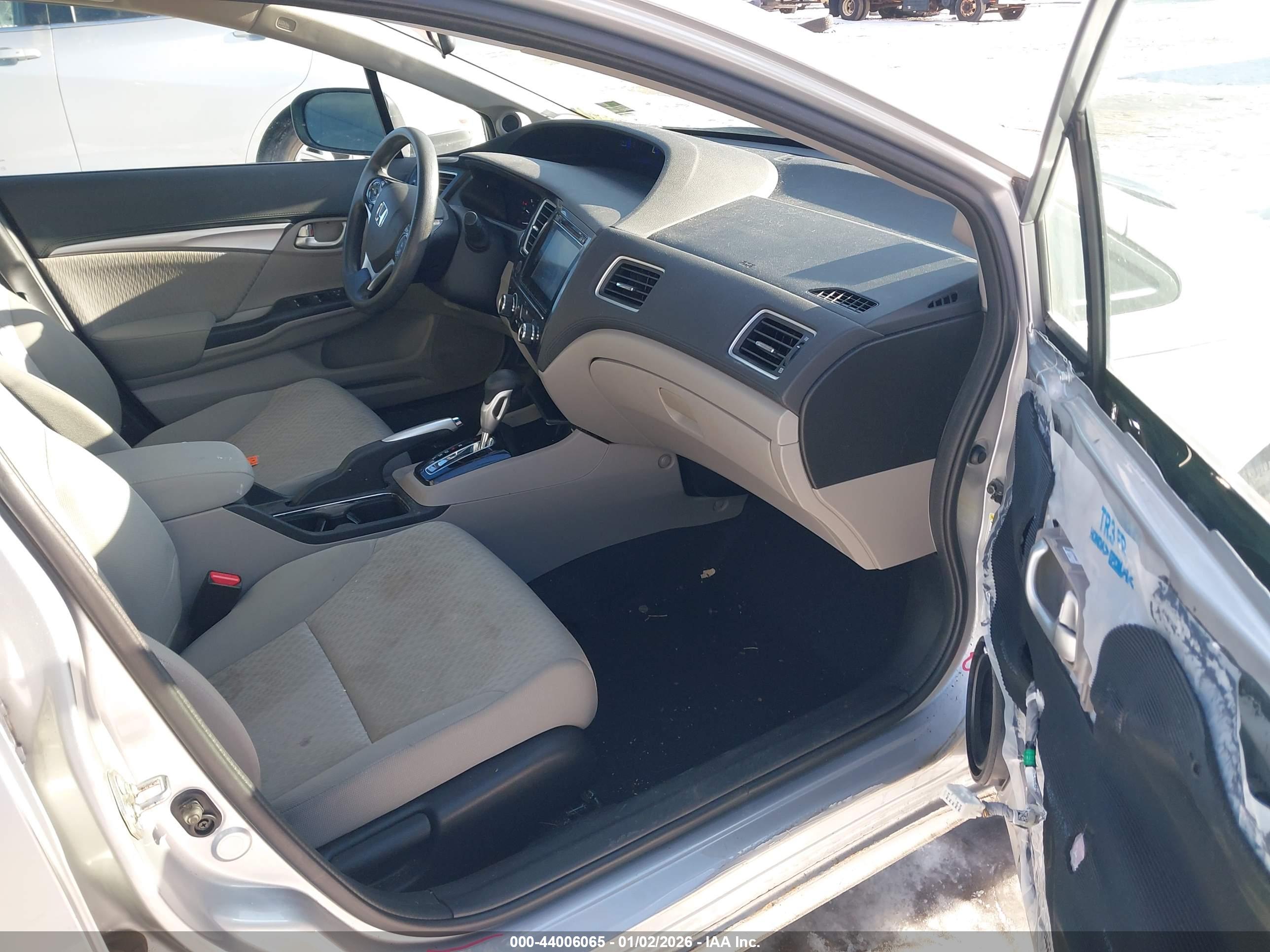 HONDA CIVIC image 5