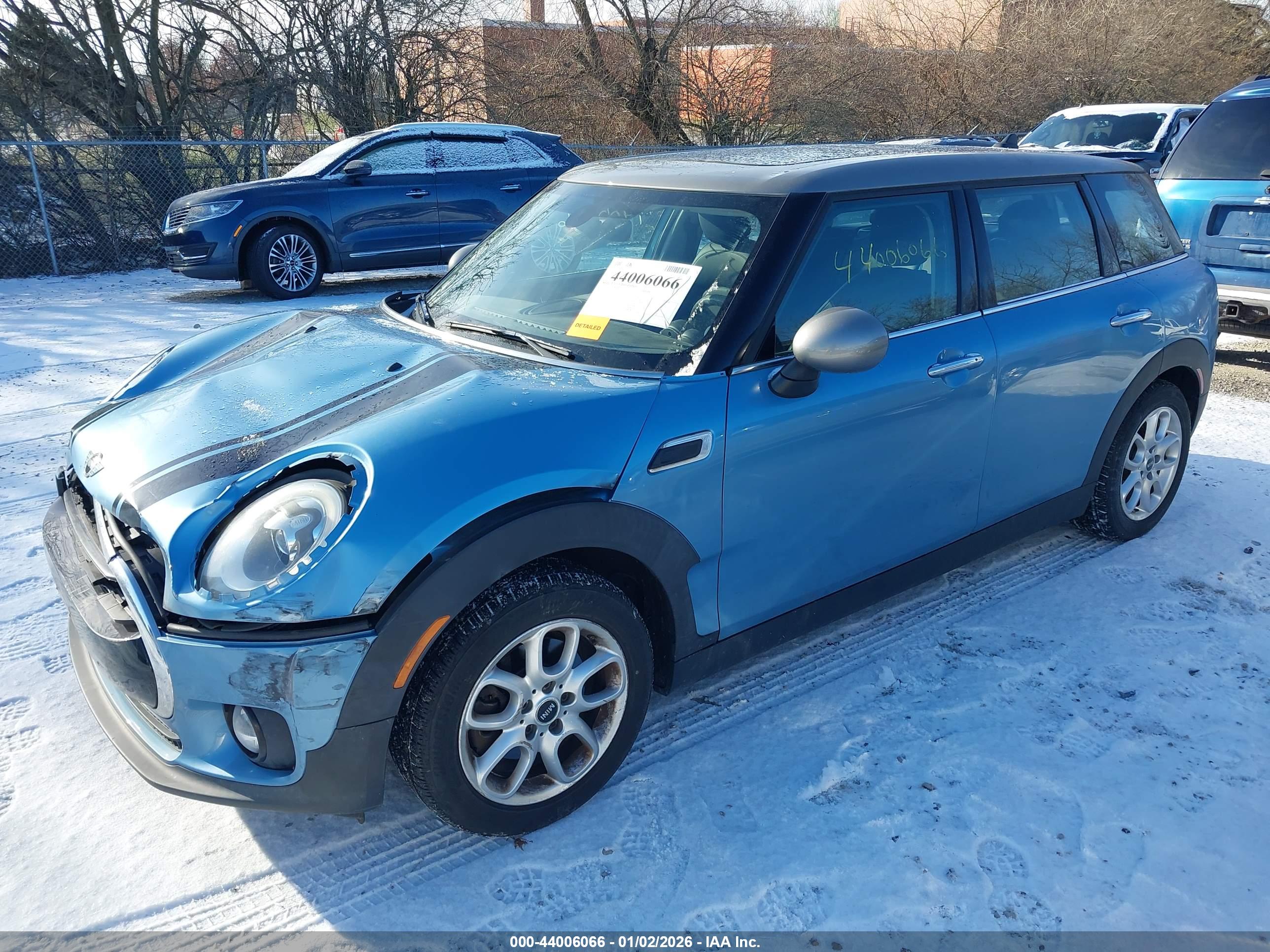 MINI CLUBMAN image 2