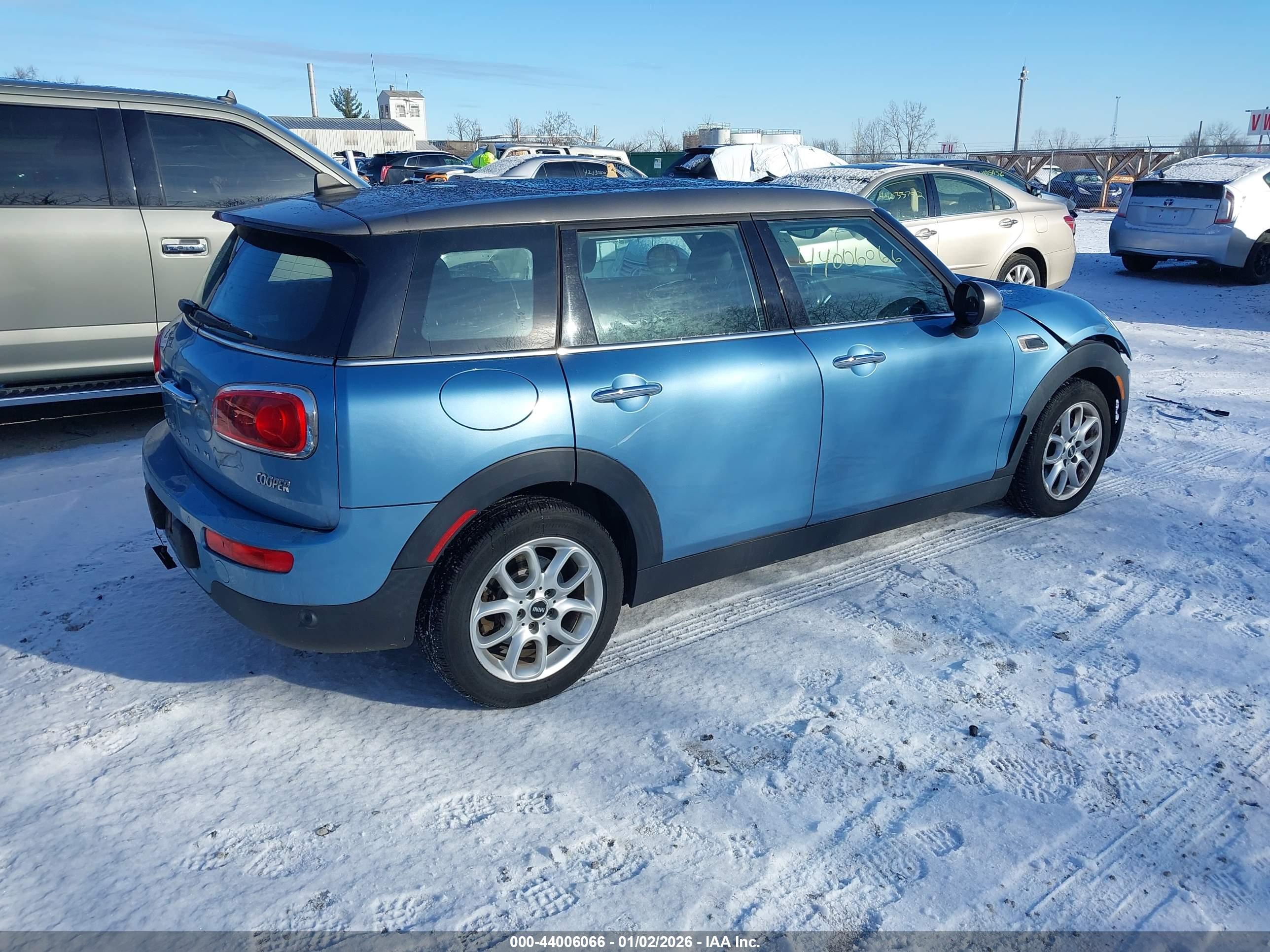 MINI CLUBMAN image 4