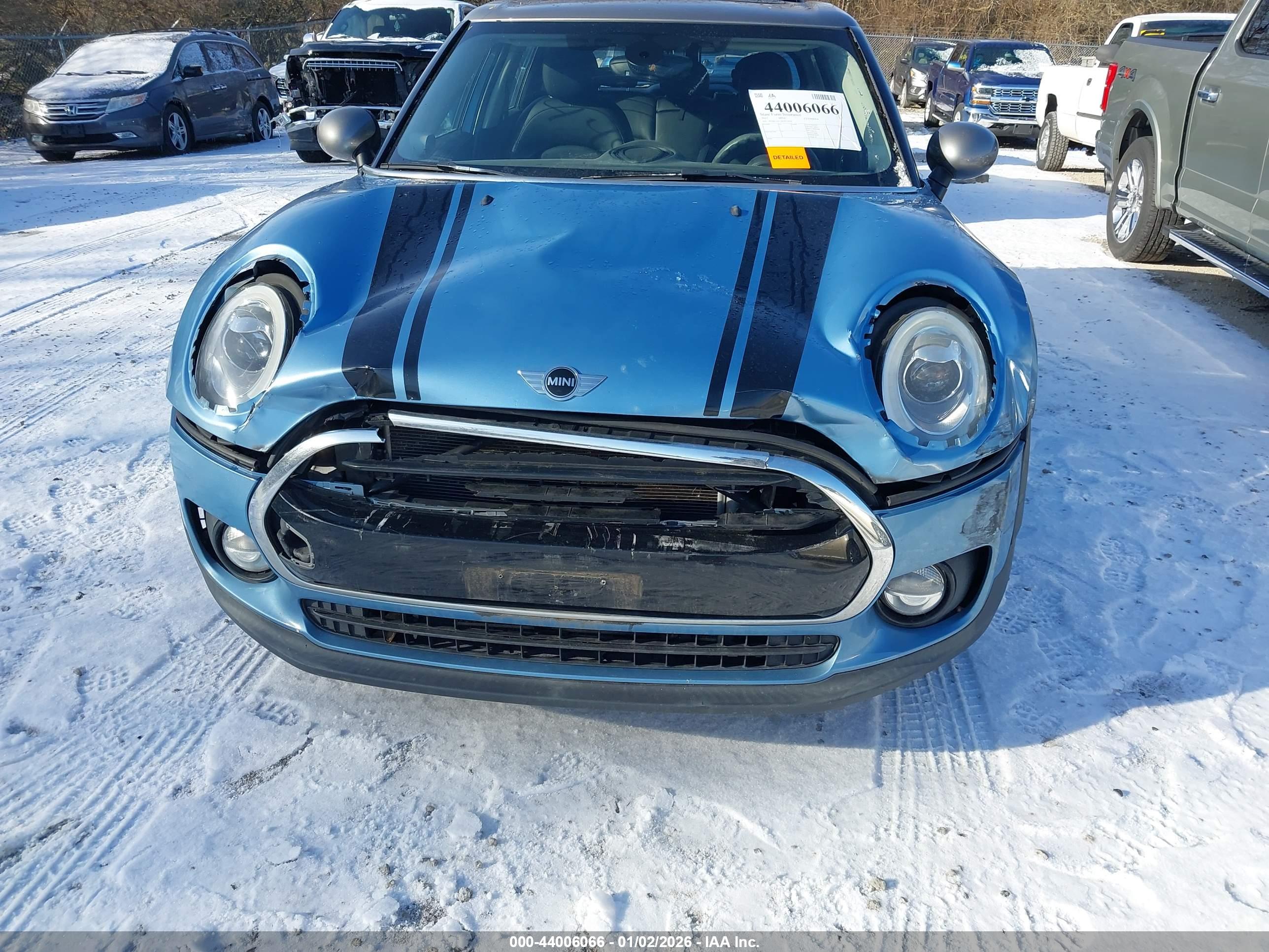 MINI CLUBMAN image 6