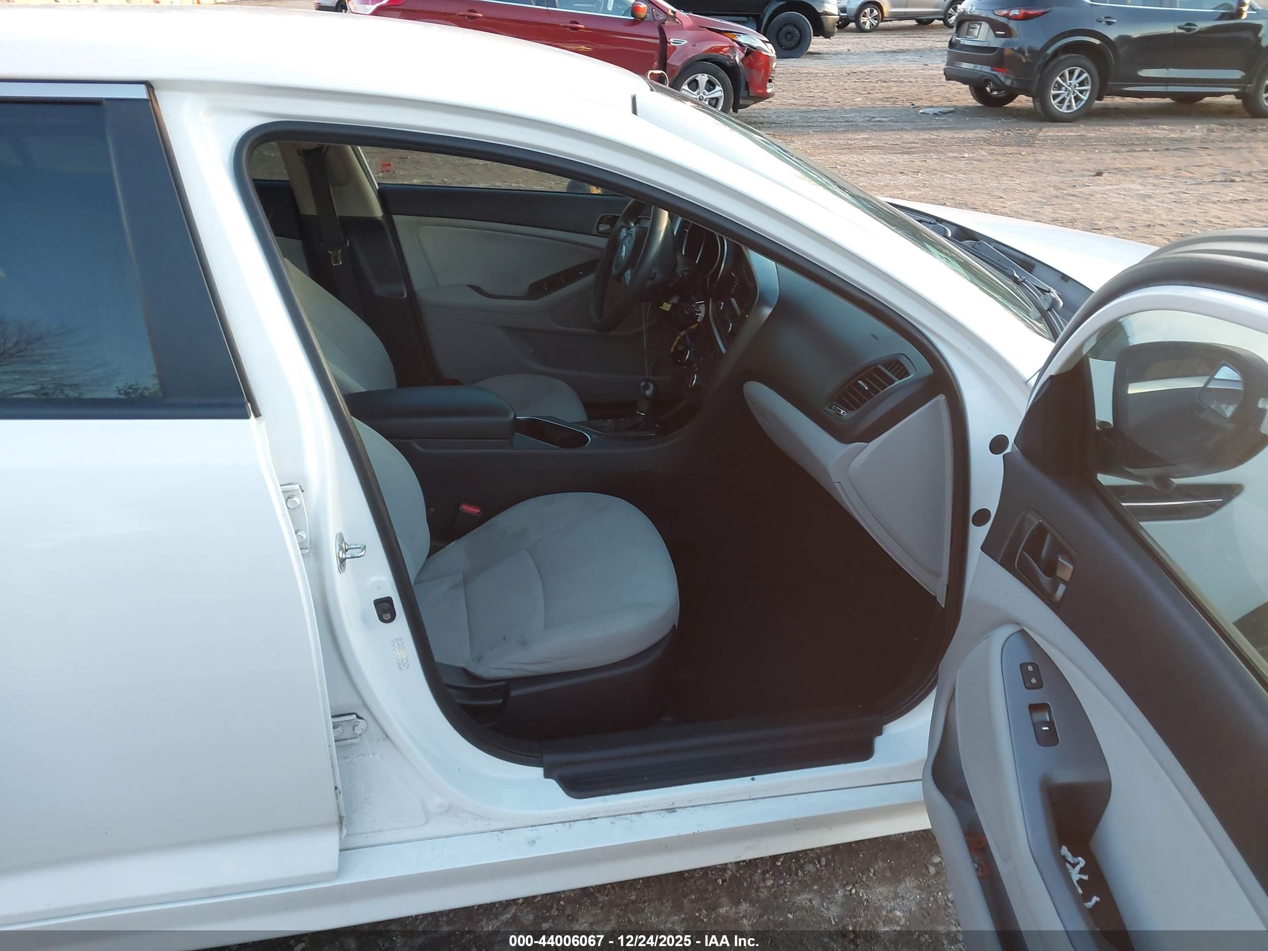 KIA OPTIMA image 5