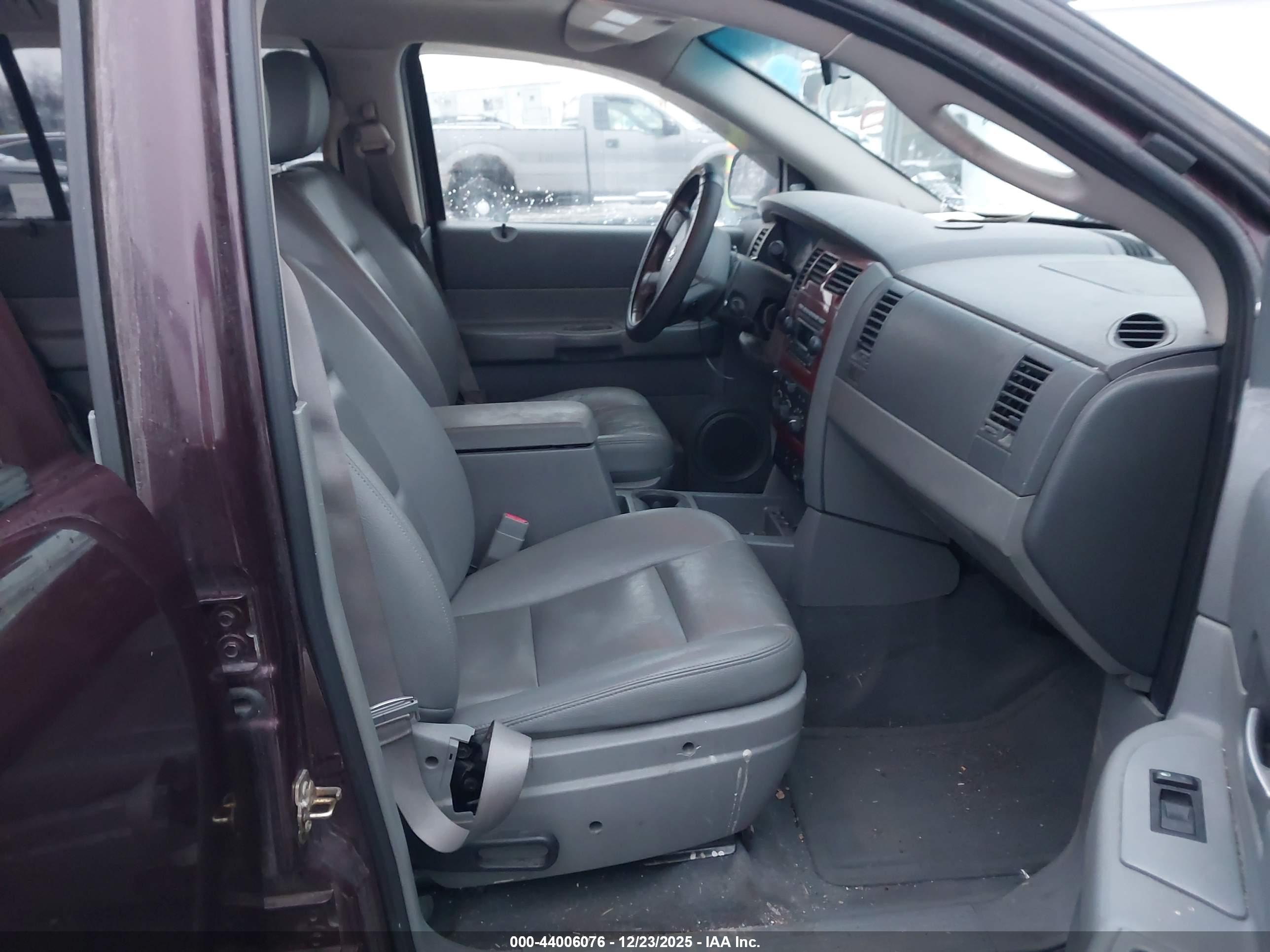 DODGE DURANGO image 5