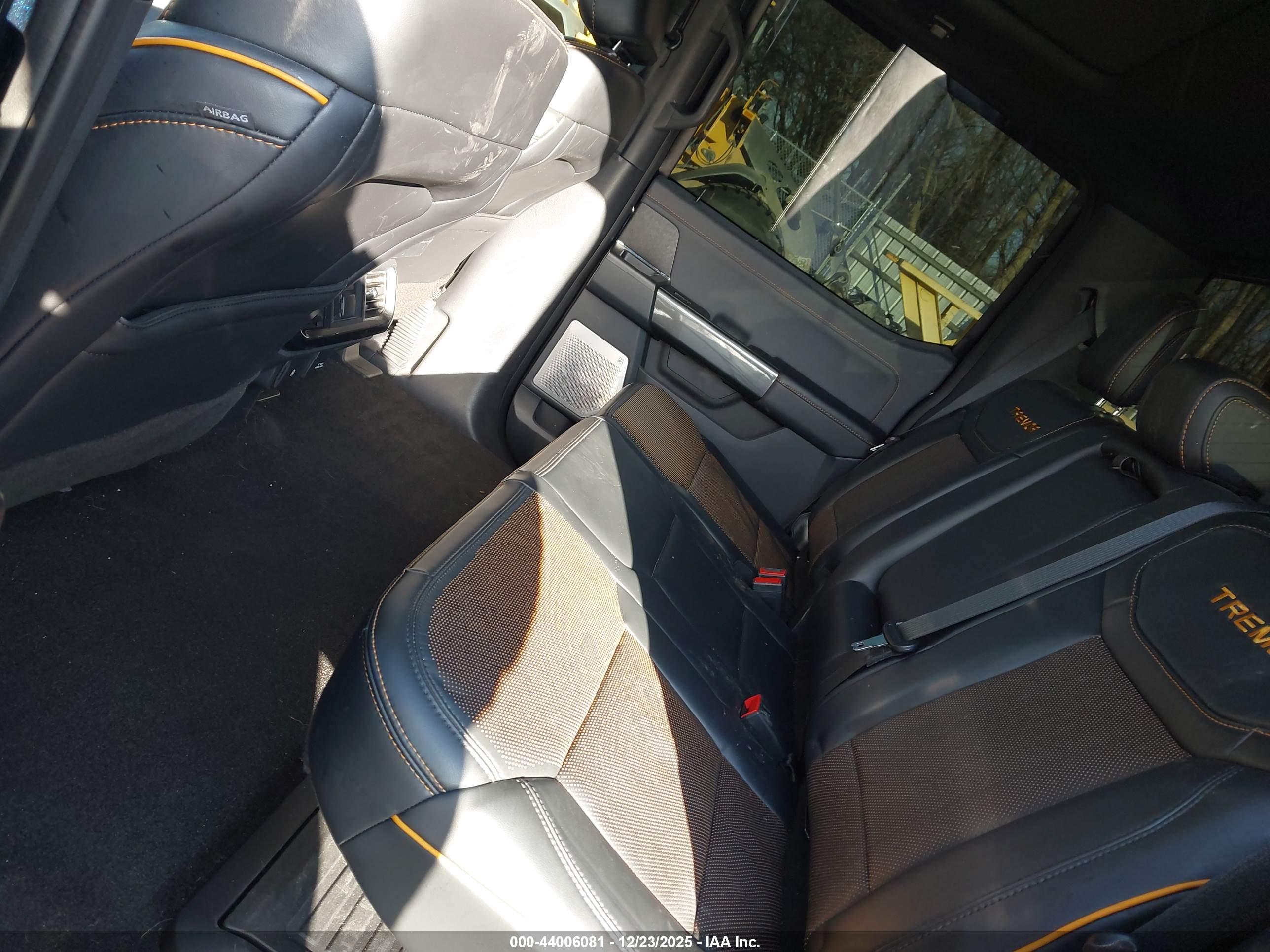 FORD F-150 image 8
