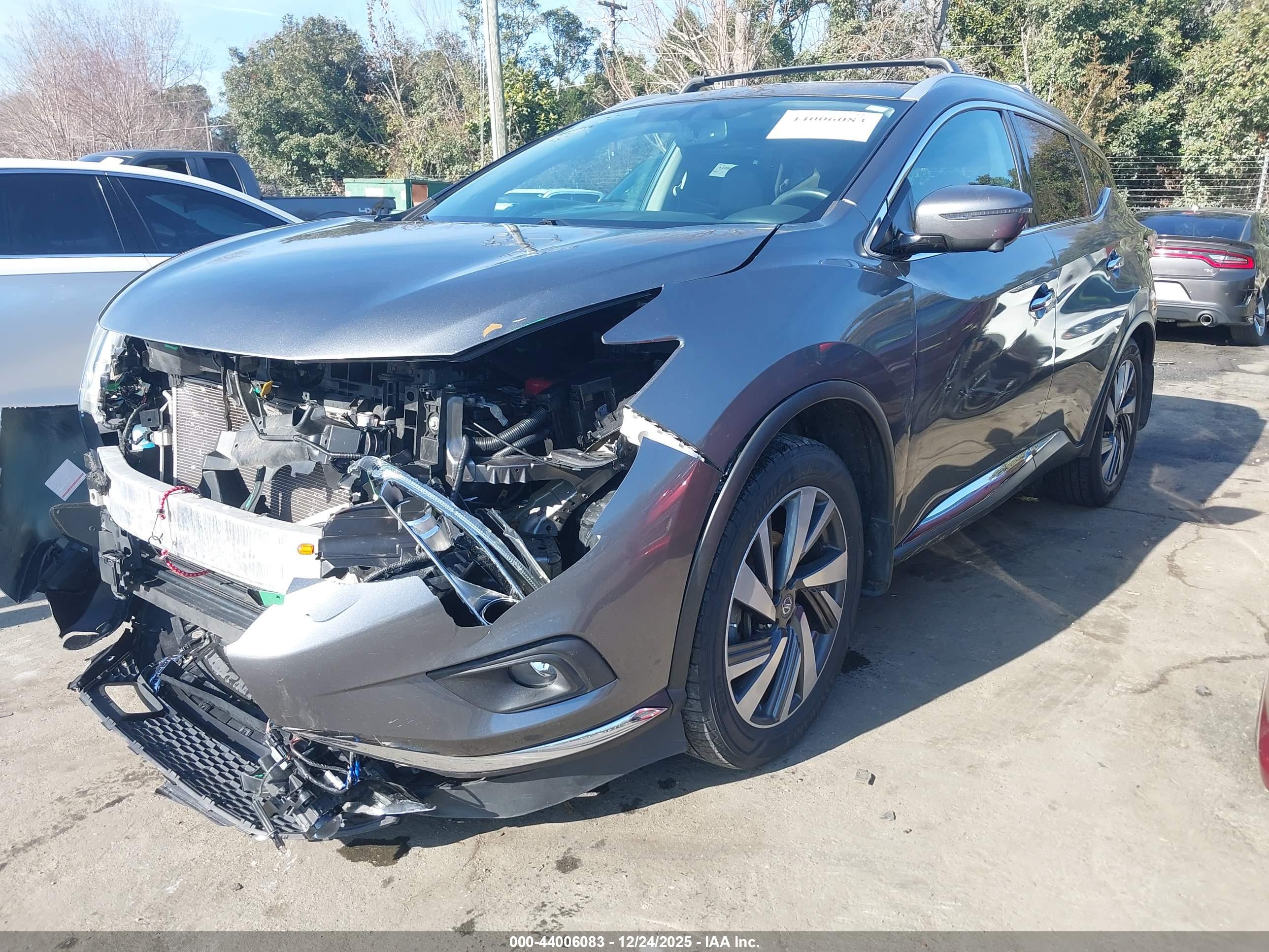 NISSAN MURANO image 2