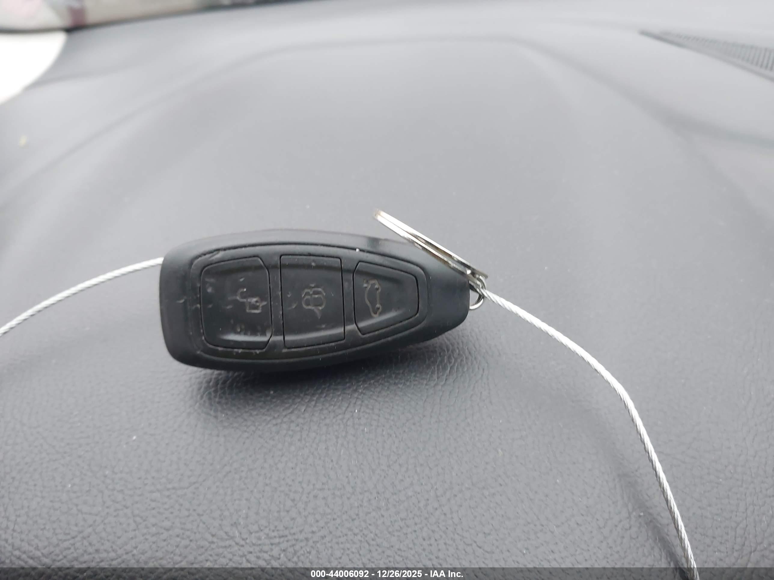 FORD FOCUS image 11