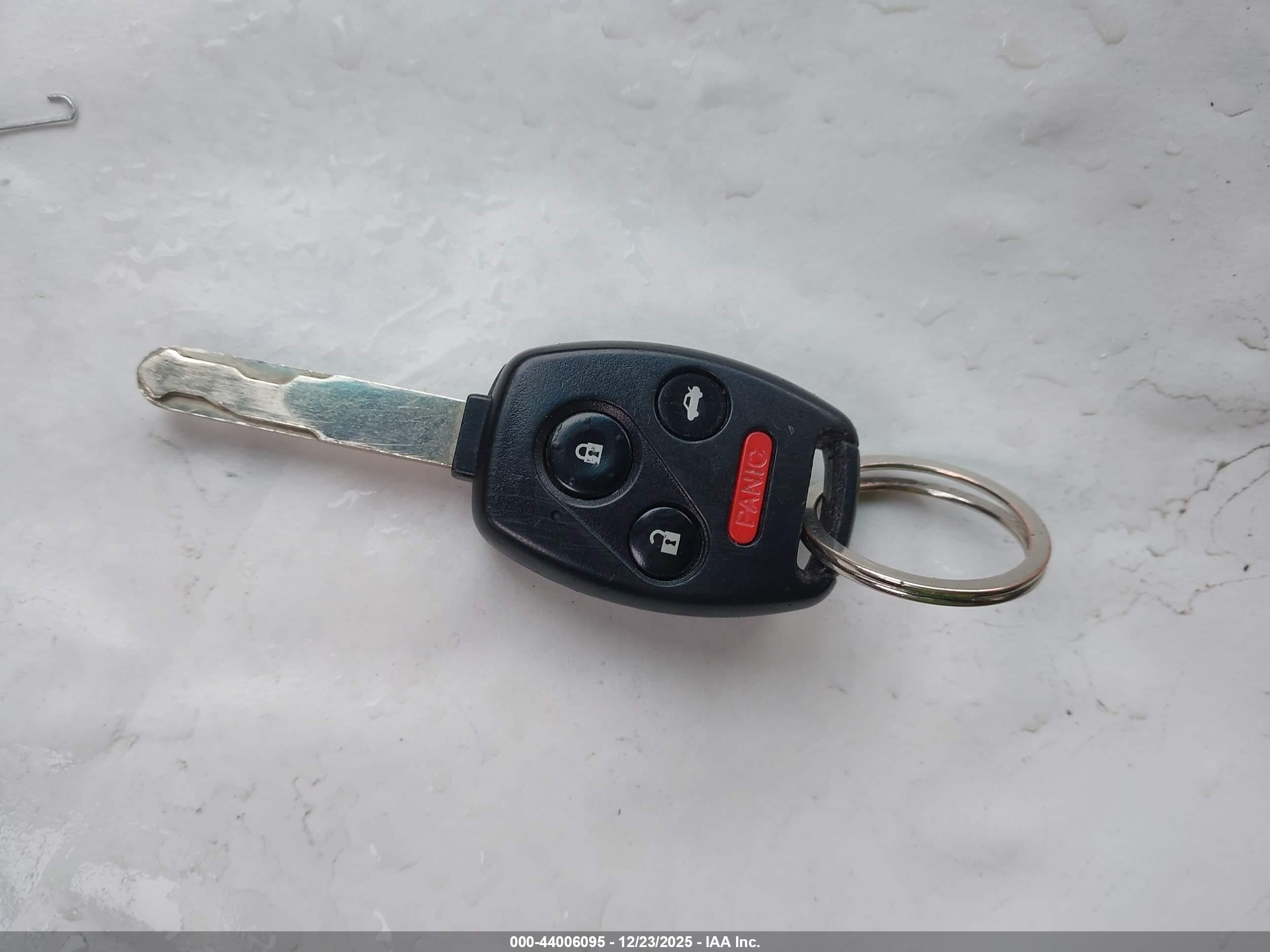 HONDA ACCORD image 11