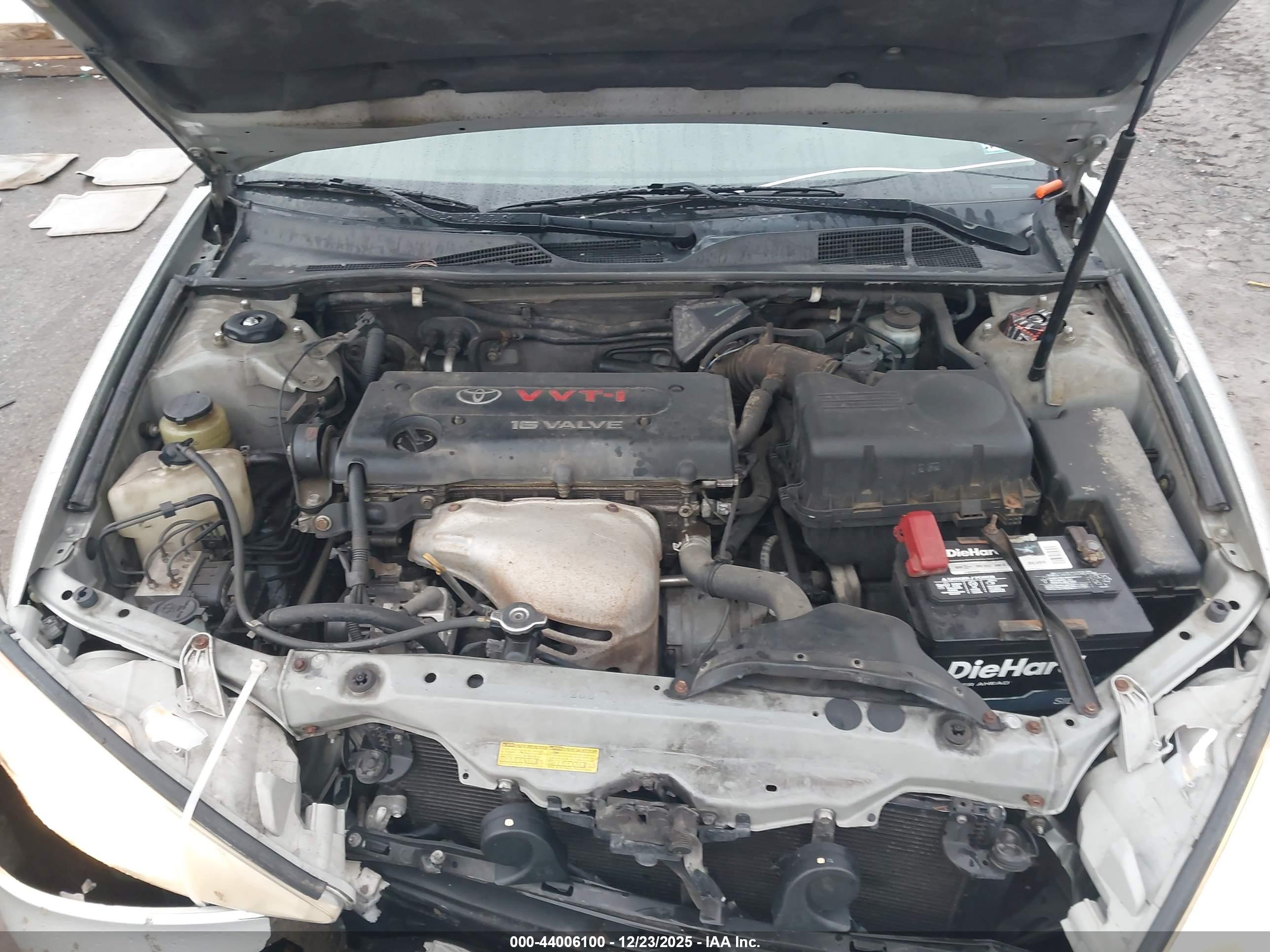 TOYOTA CAMRY image 10