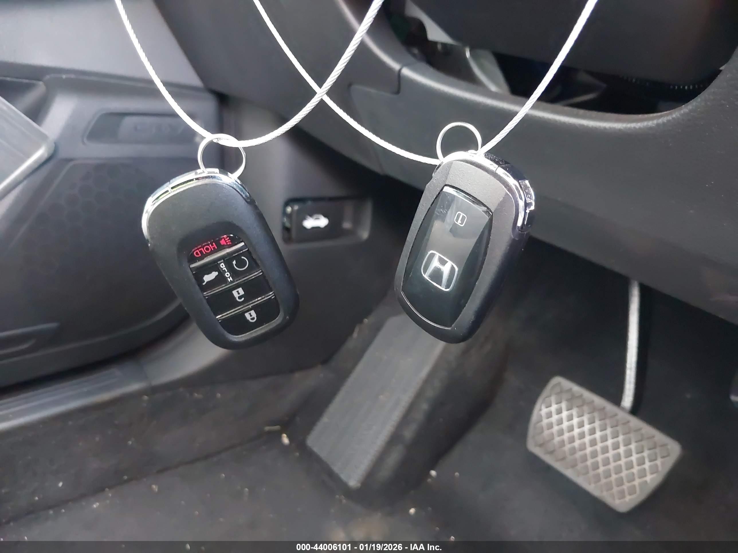 HONDA CR-V image 11