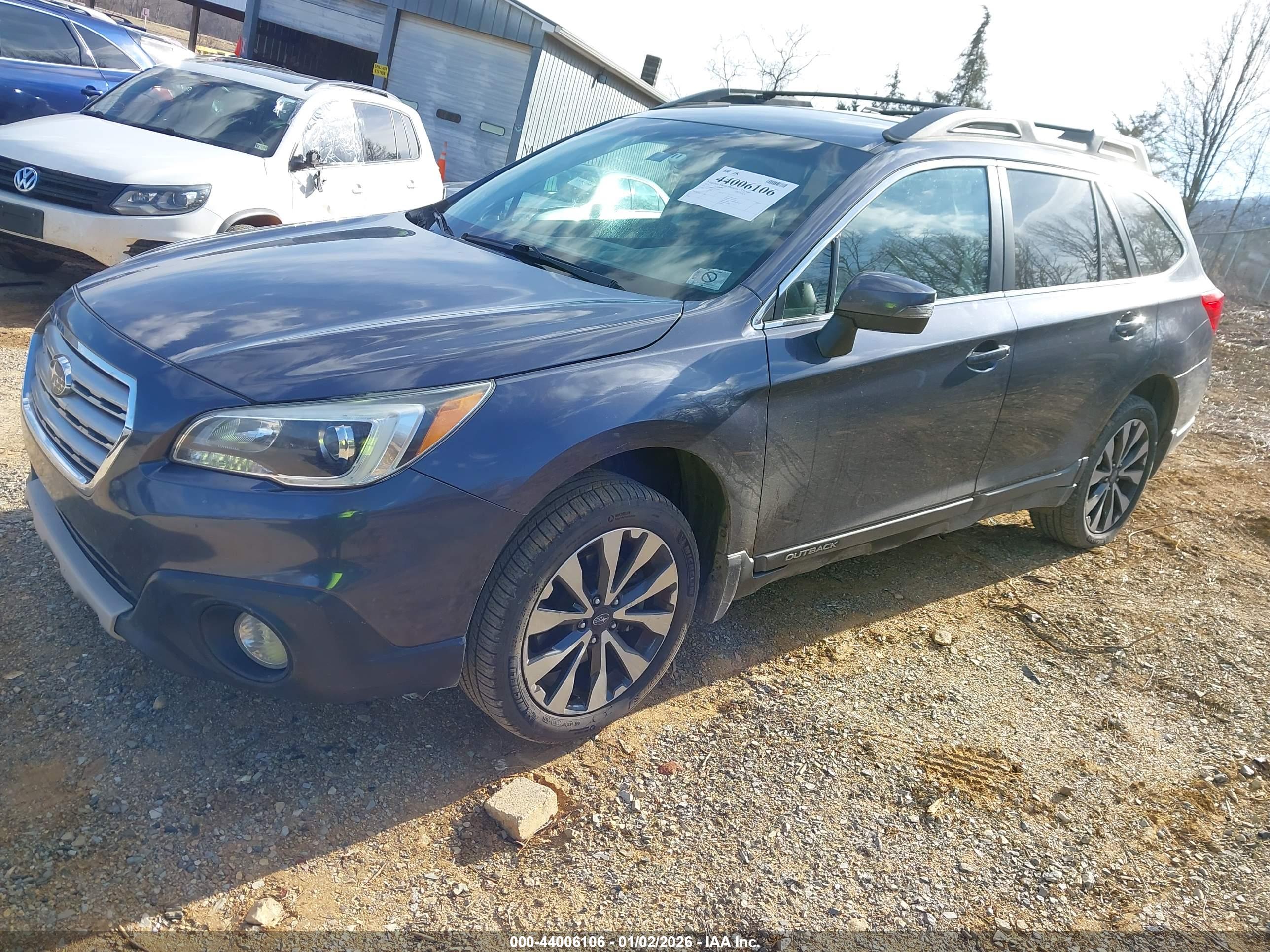 SUBARU OUTBACK image 2