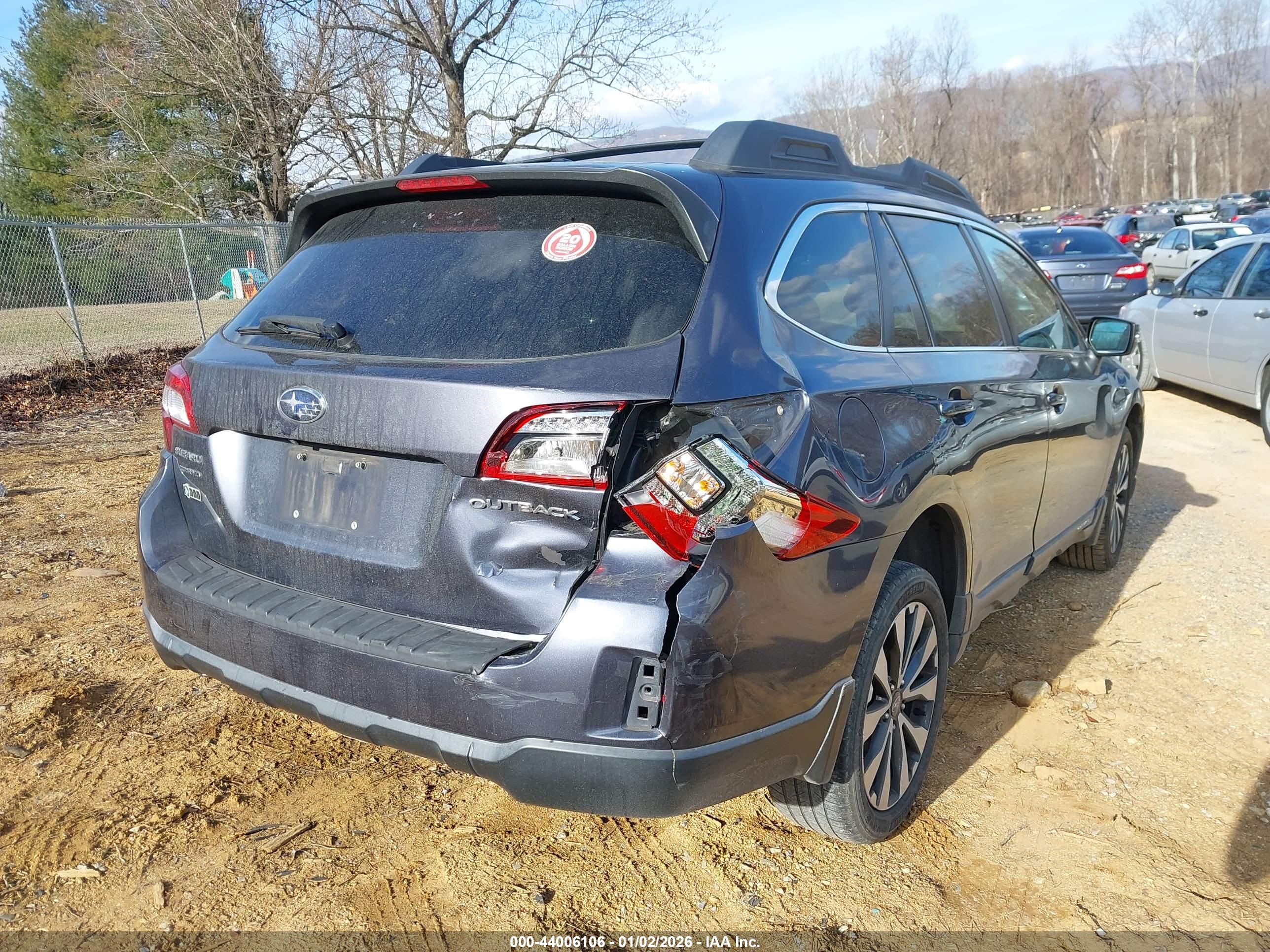 SUBARU OUTBACK image 6