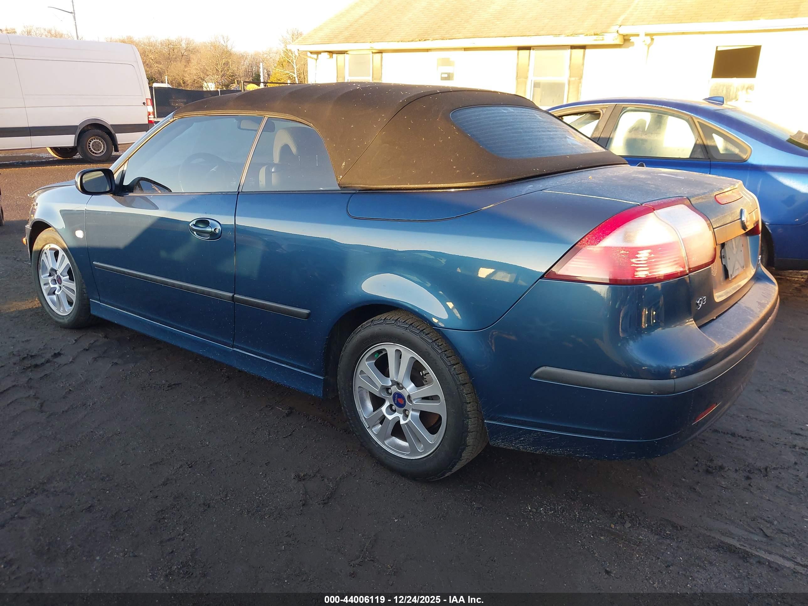 SAAB 9-3 image 3
