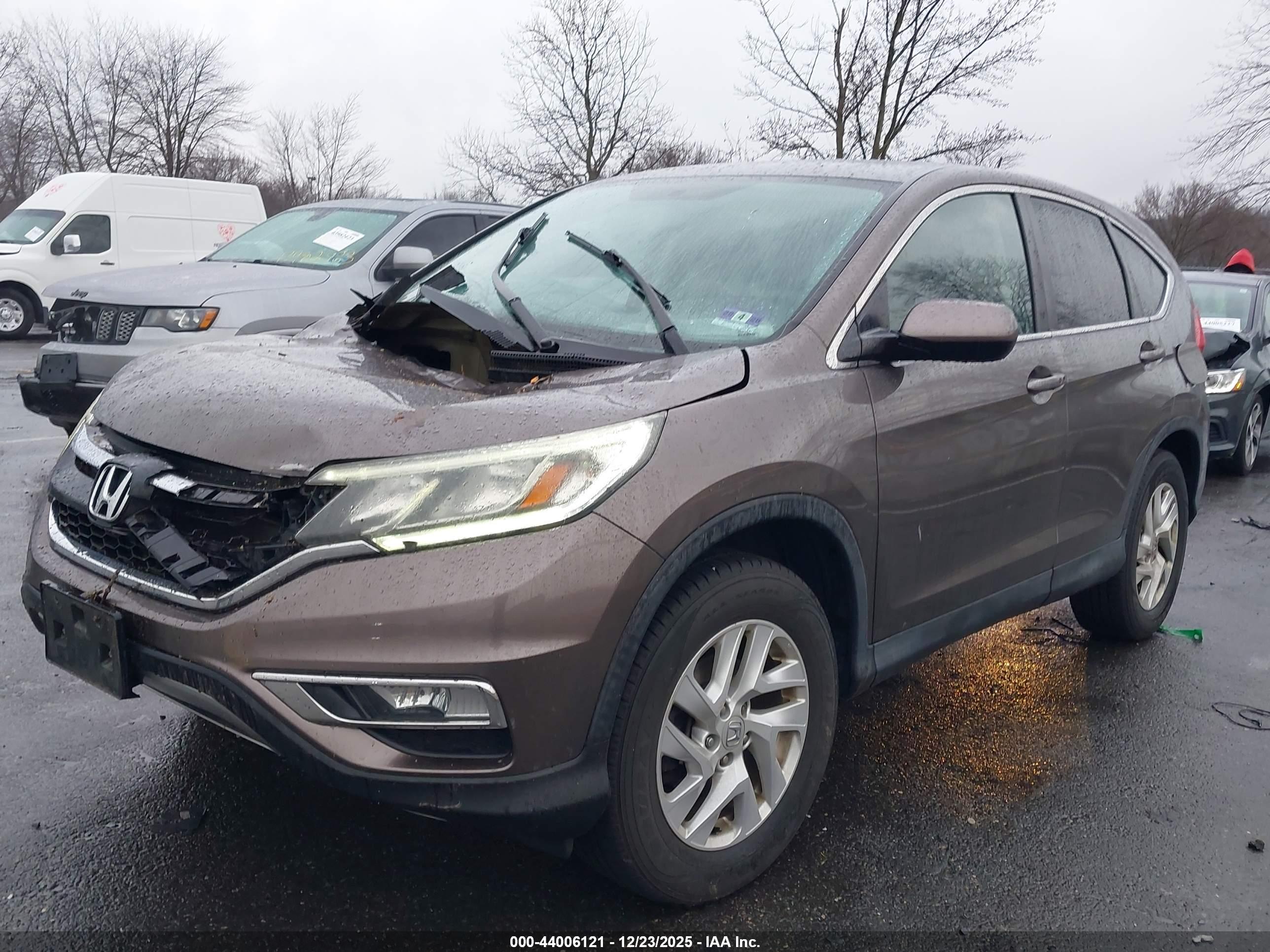HONDA CR-V image 2