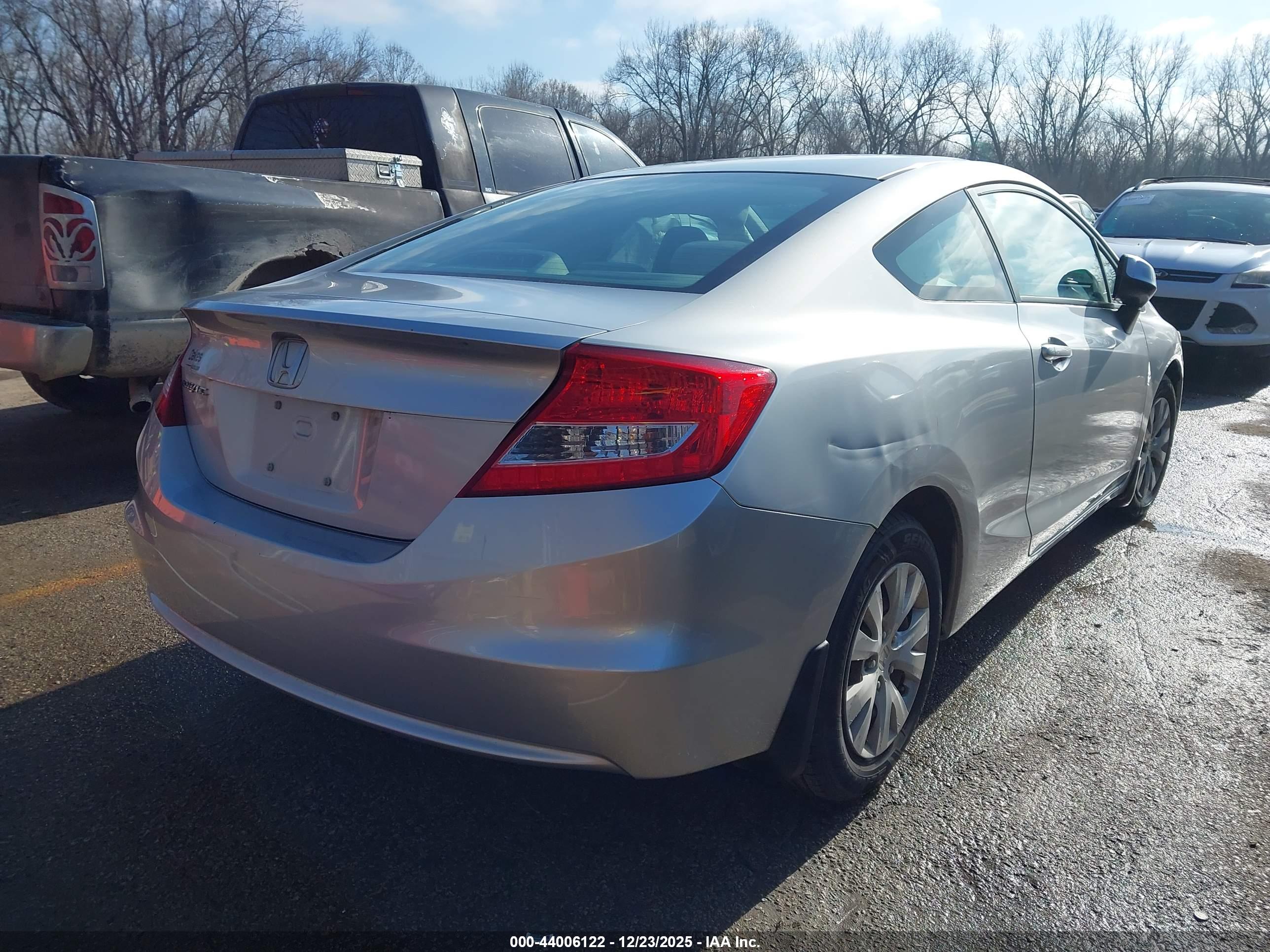 HONDA CIVIC image 4