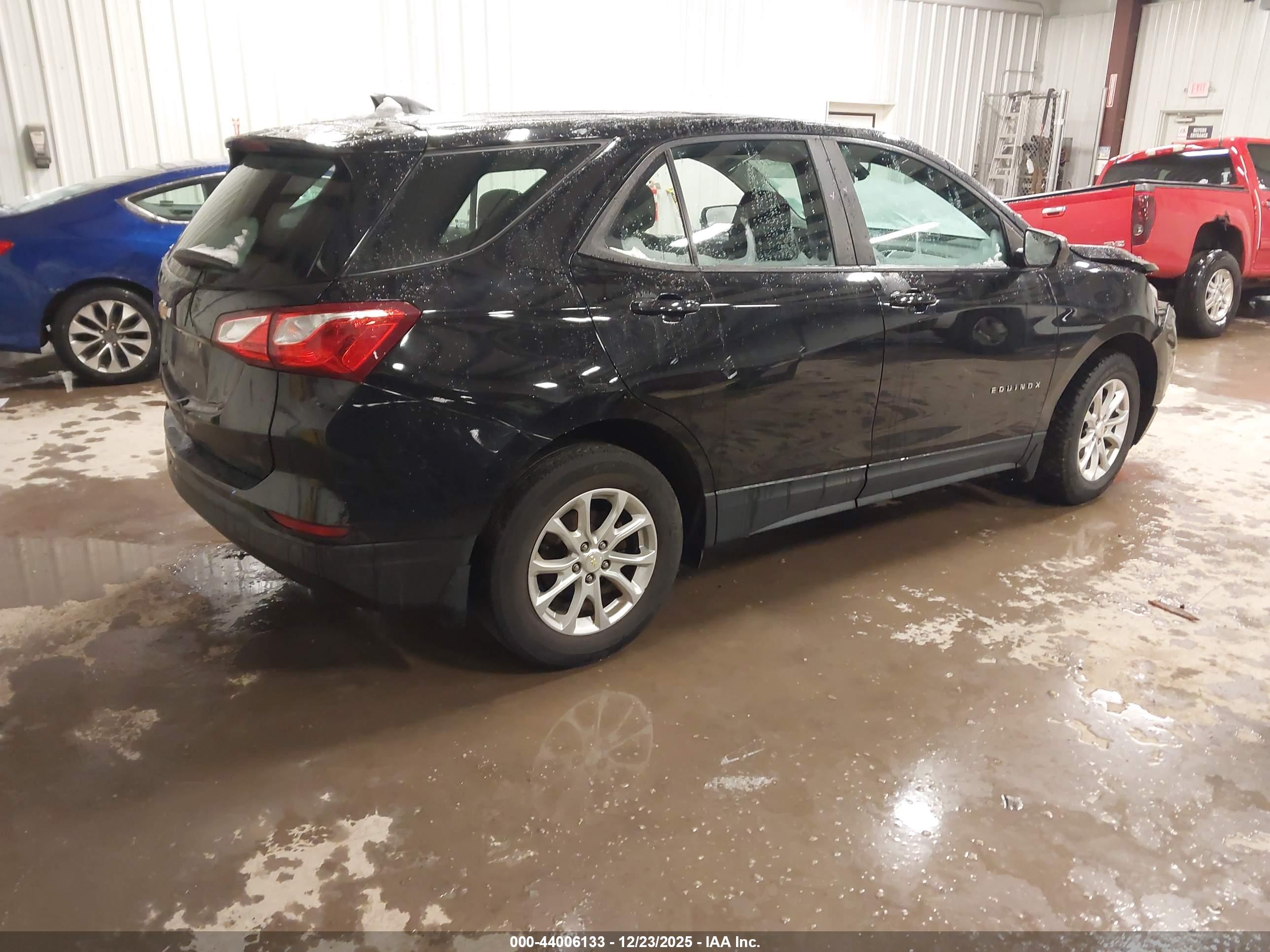 CHEVROLET EQUINOX image 4