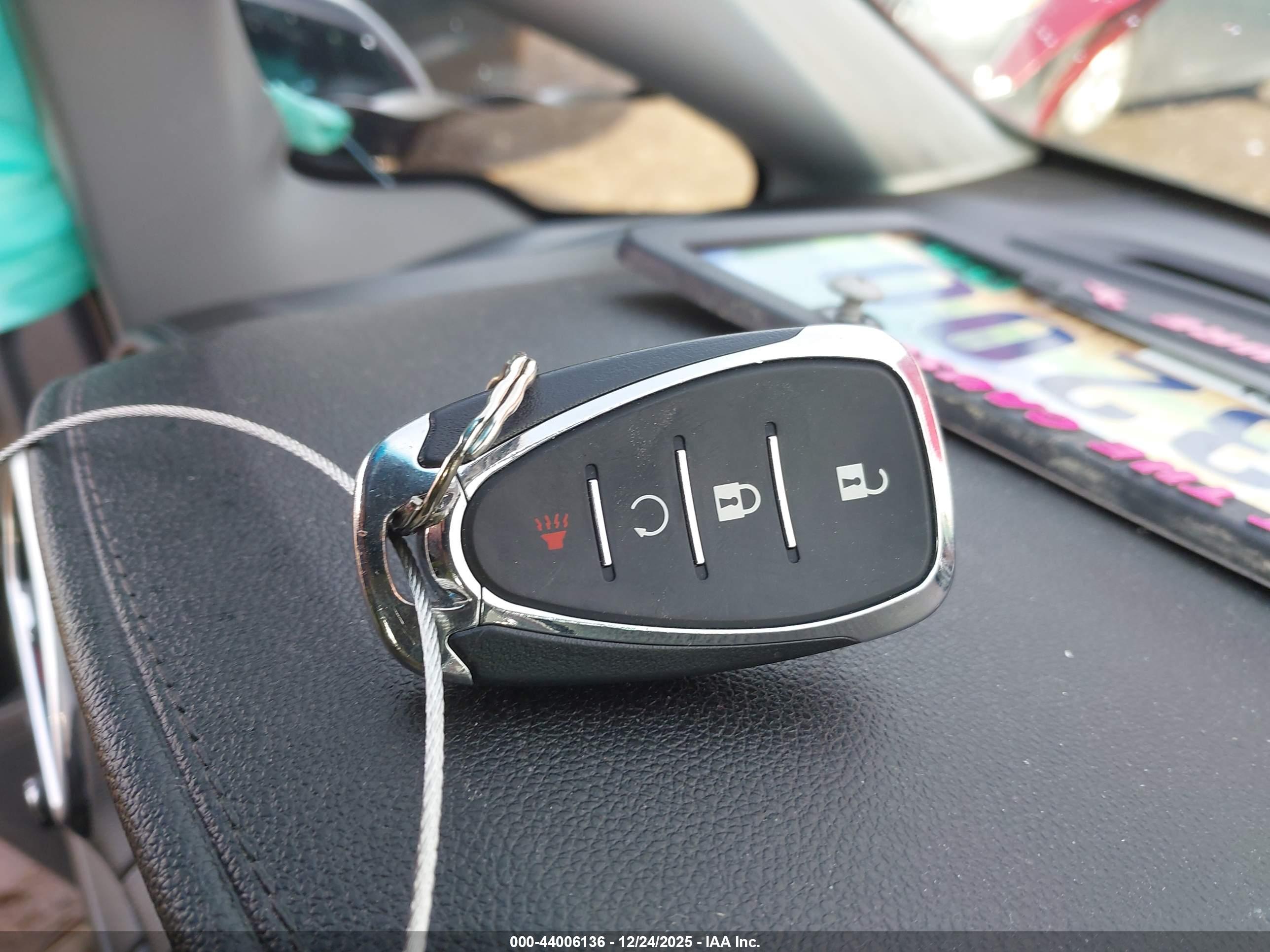 CHEVROLET BOLT image 11