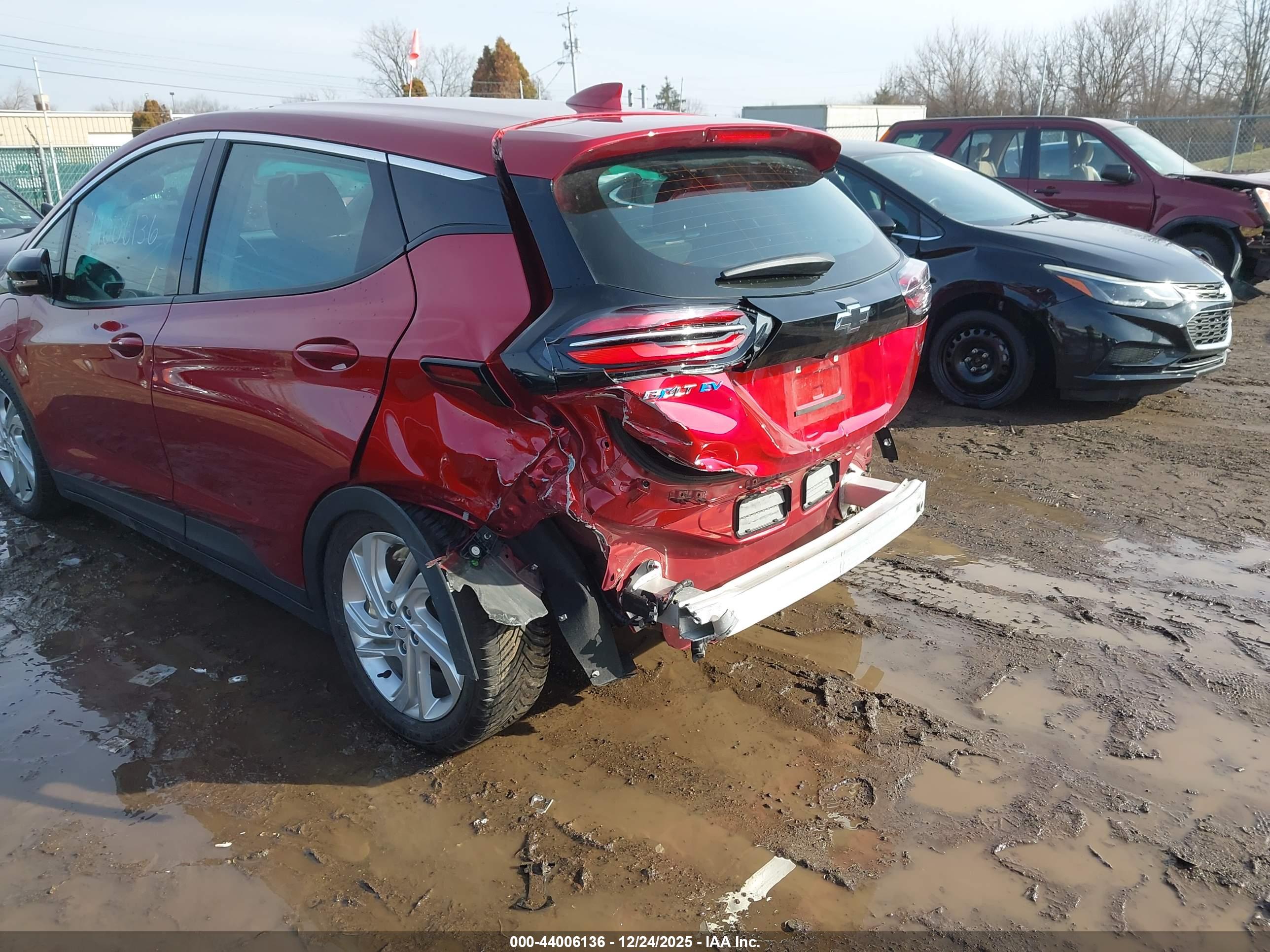 CHEVROLET BOLT image 6