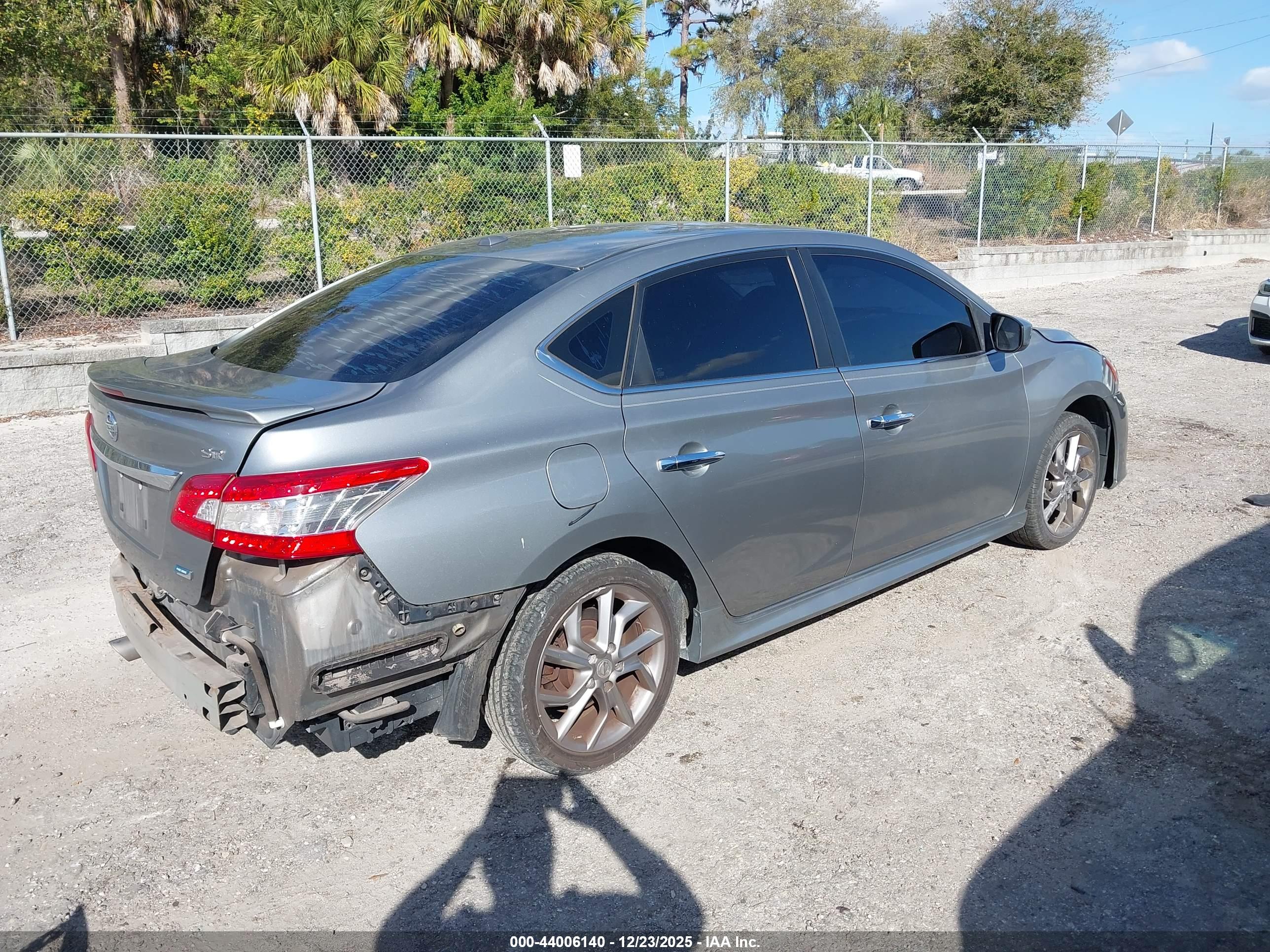 NISSAN SENTRA image 4