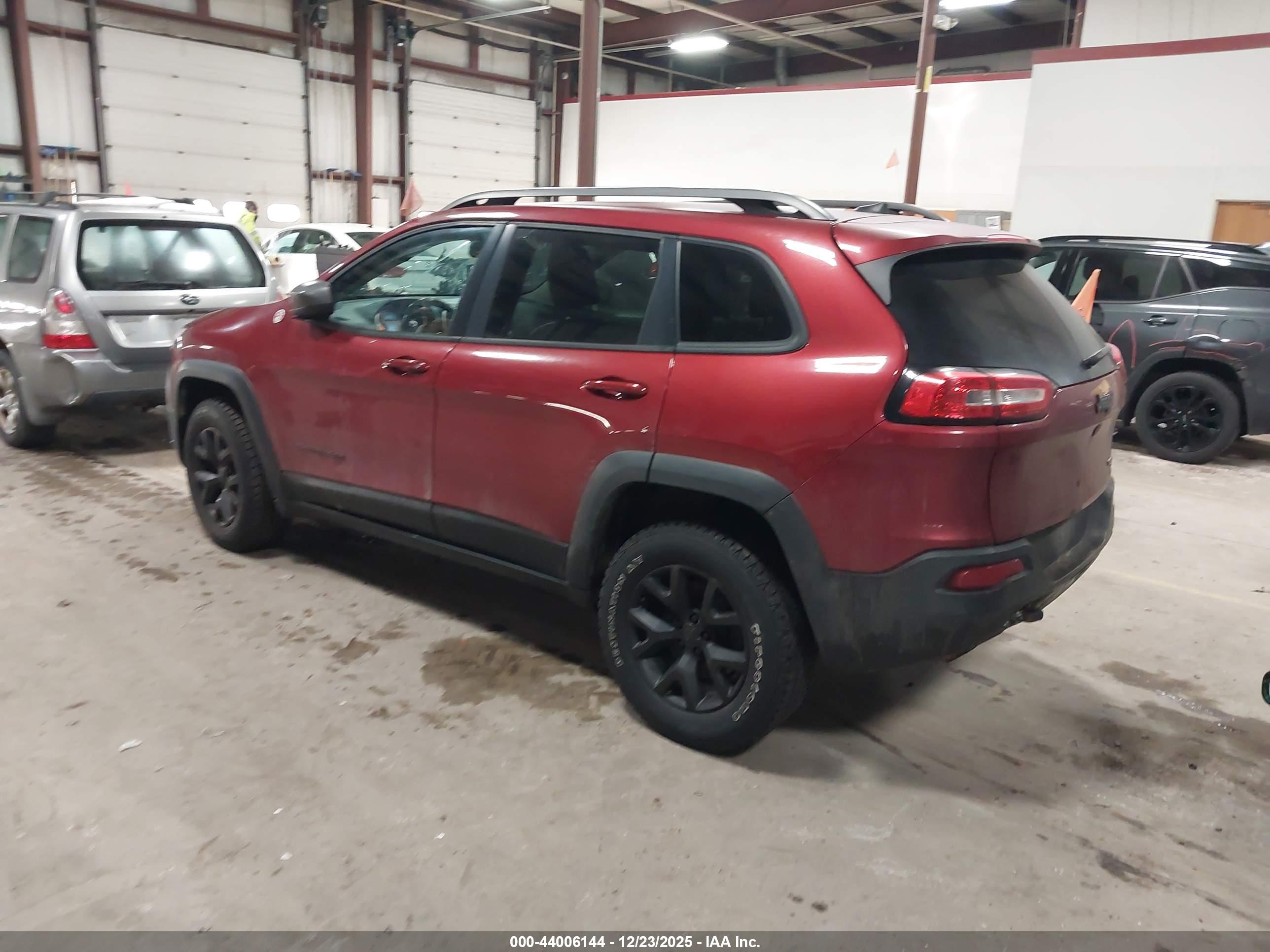 JEEP CHEROKEE image 3