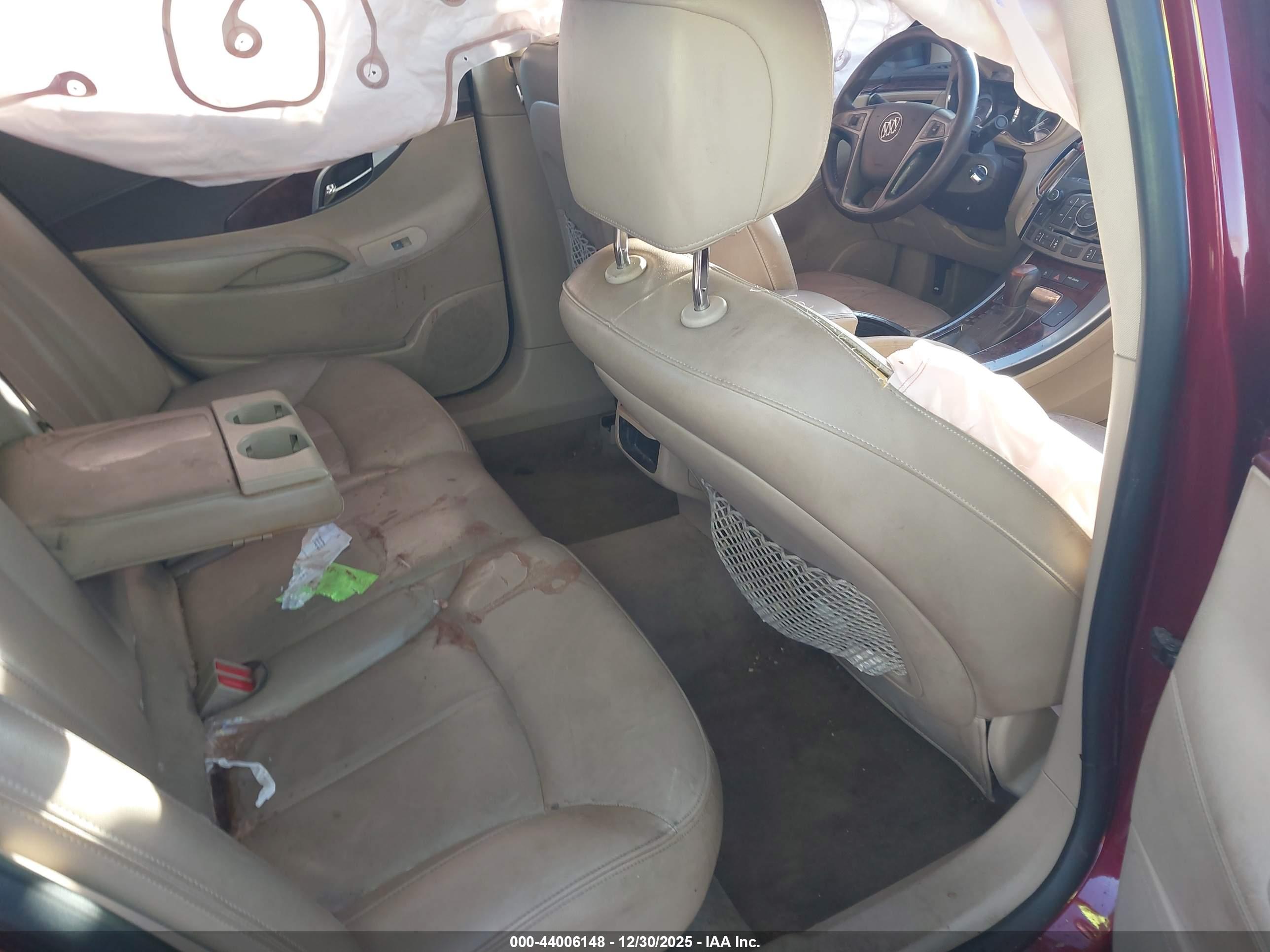 BUICK LACROSSE image 8