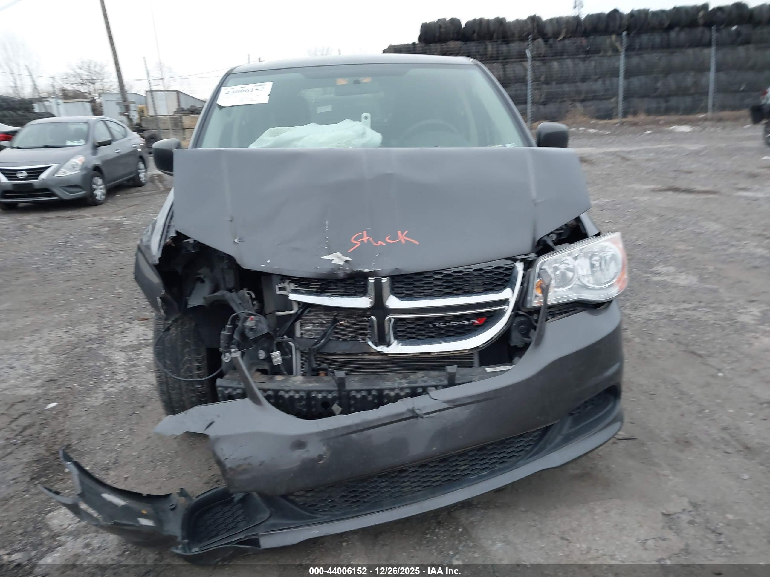 DODGE GRAND image 6