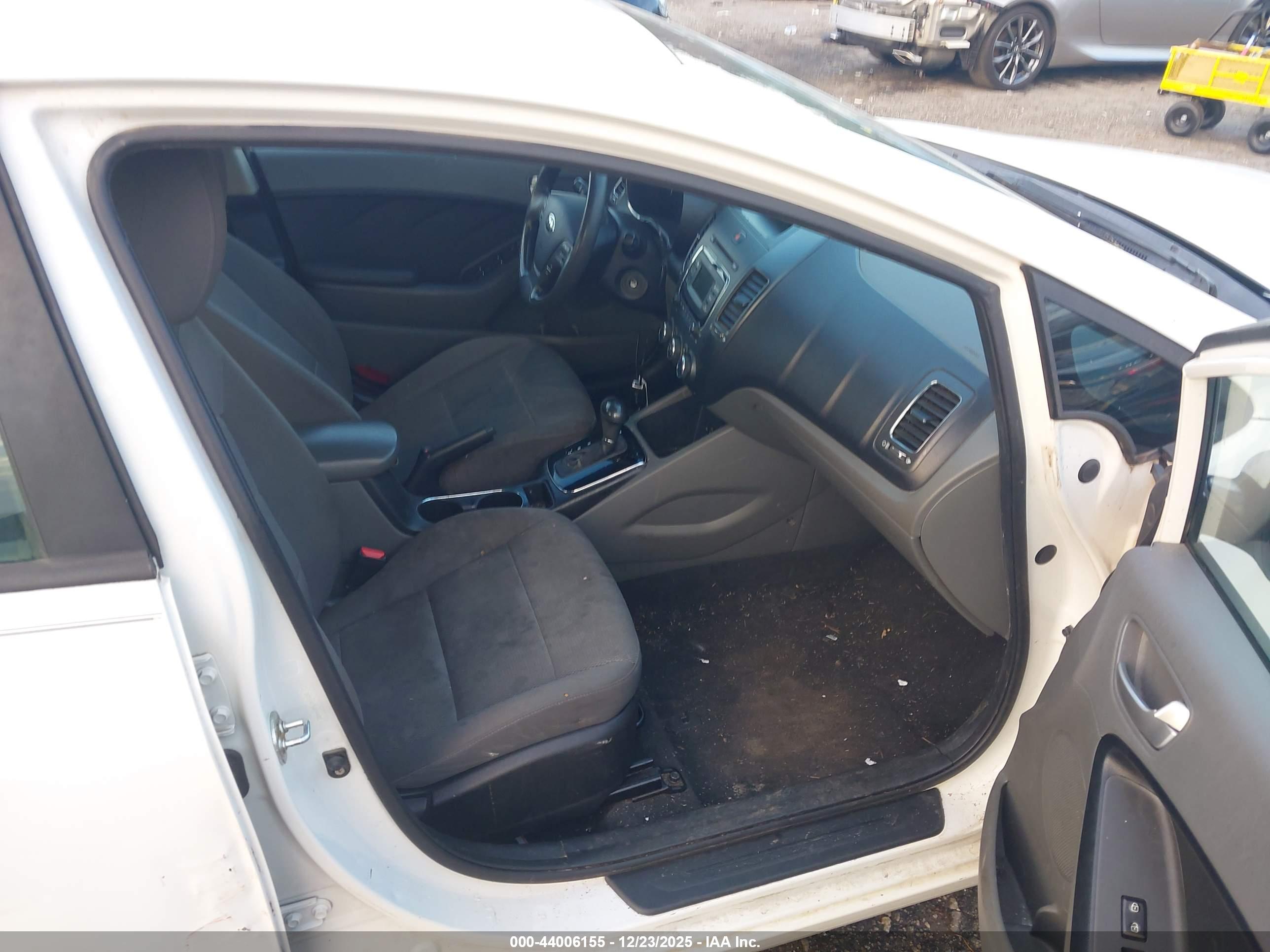 KIA FORTE image 5