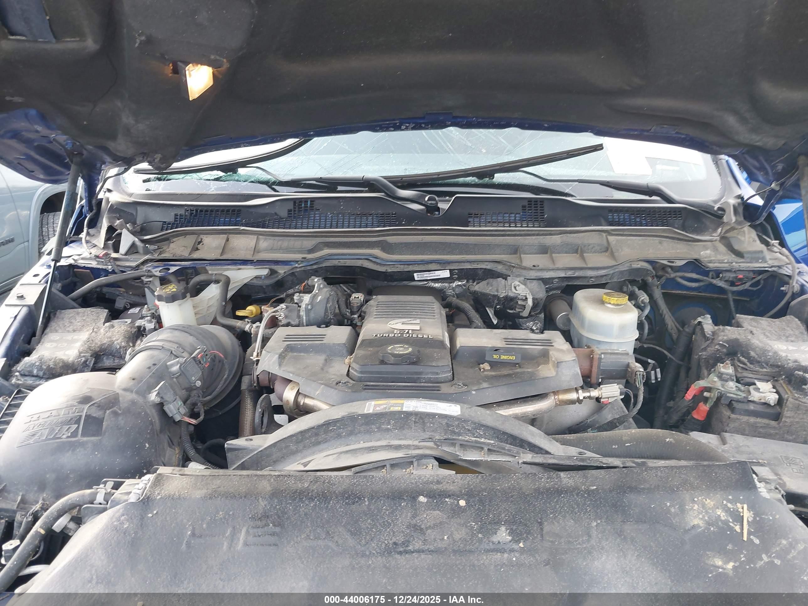 RAM 2500 image 10