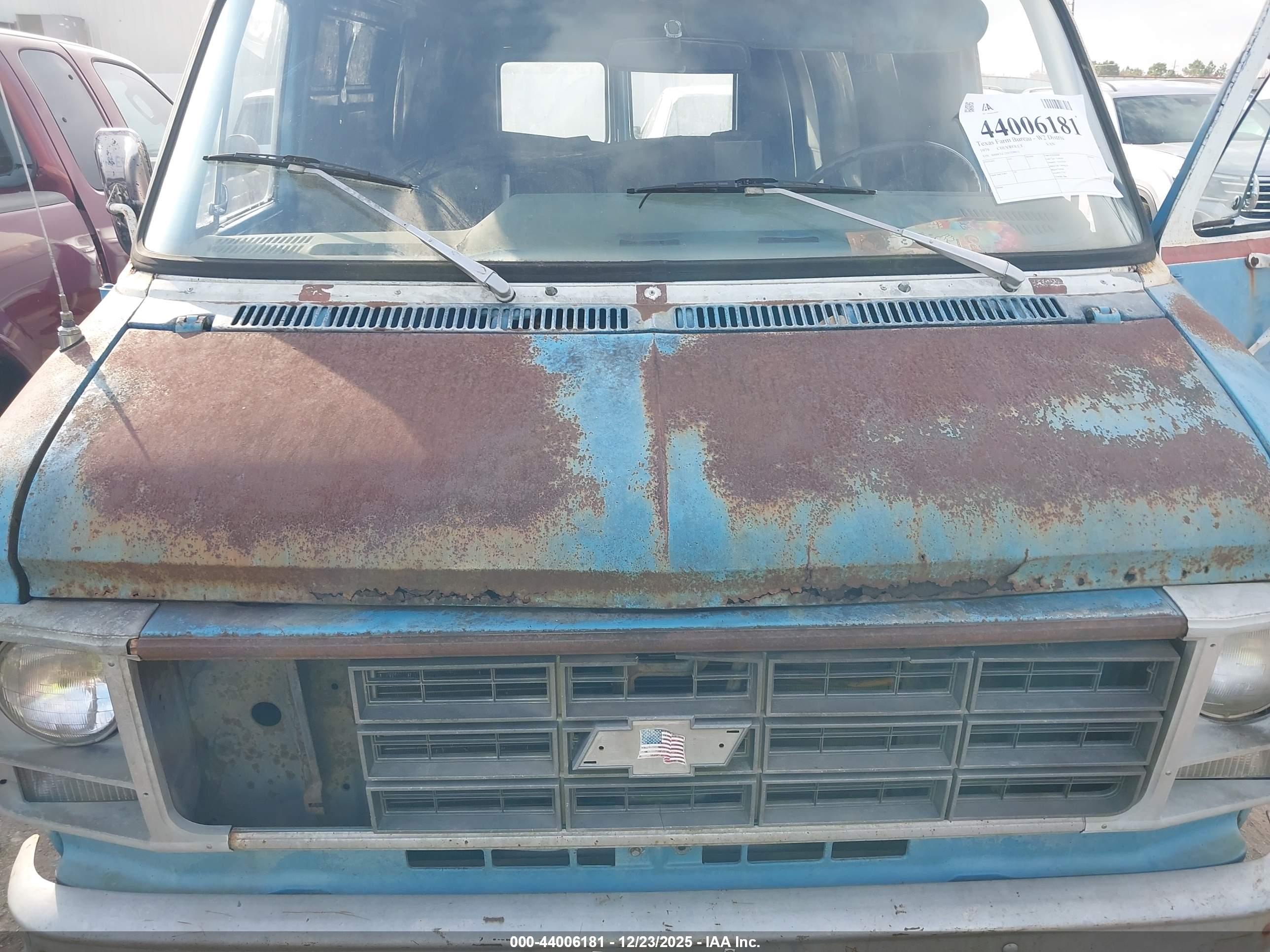 CHEVROLET VAN image 10