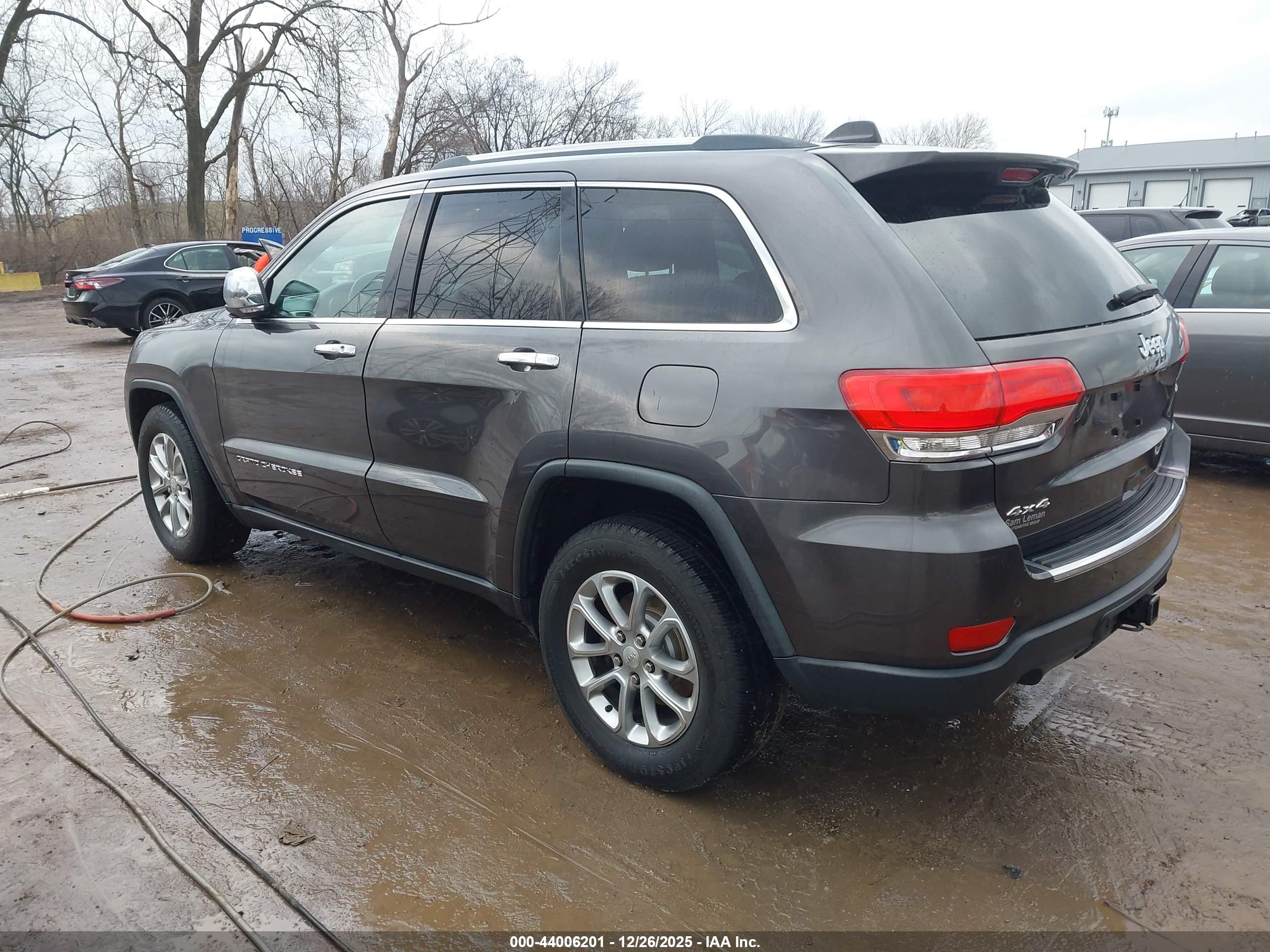 JEEP GRAND image 3