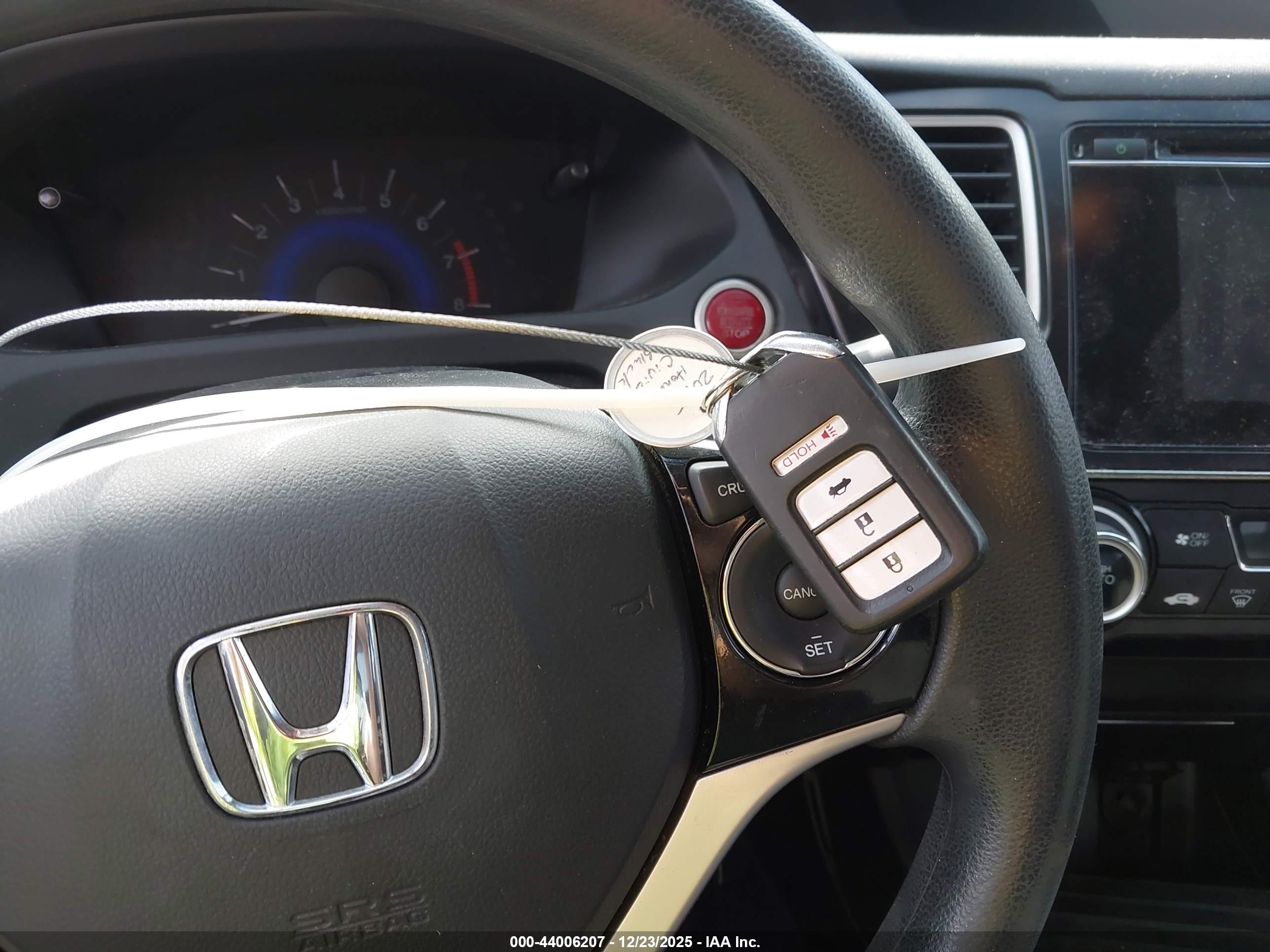 HONDA CIVIC image 11