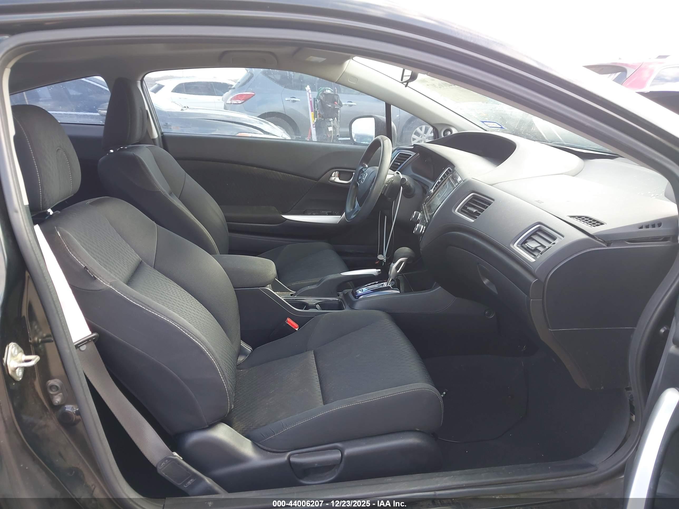 HONDA CIVIC image 5